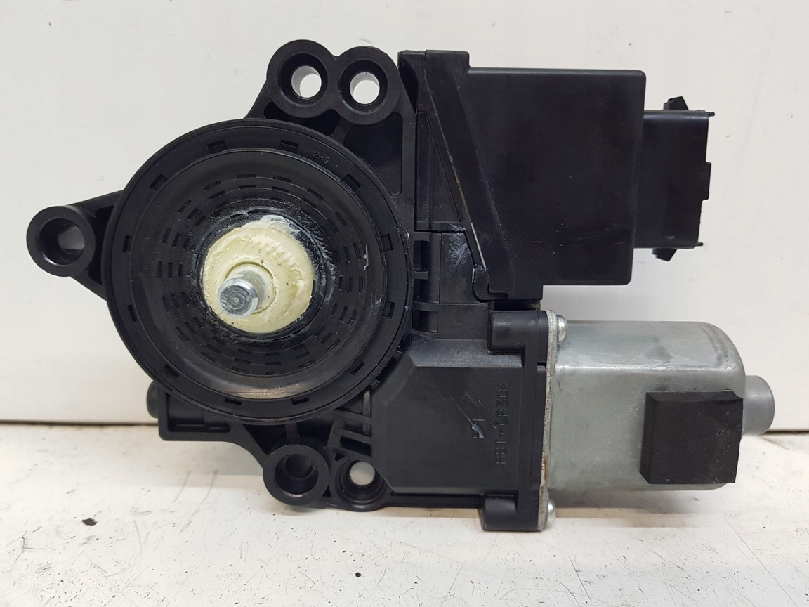 HYUNDAI I30 II mini motor lifting windows 2012