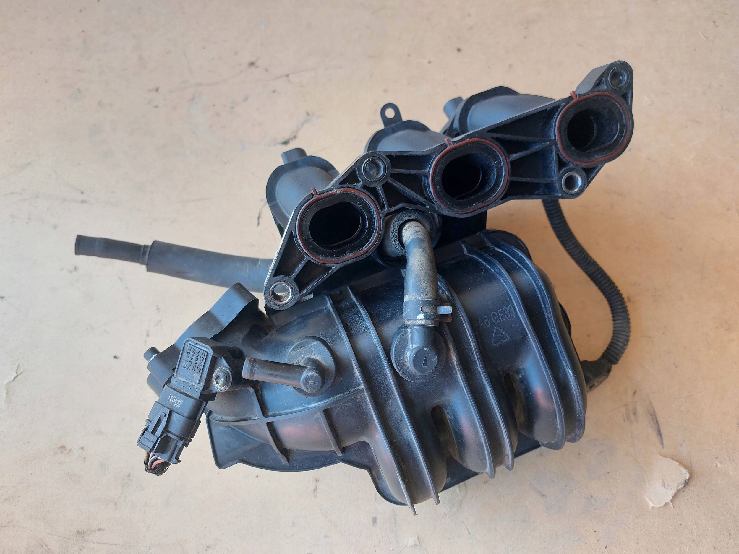 kia CEED II 12-18R 1.6 коллектор Впускный