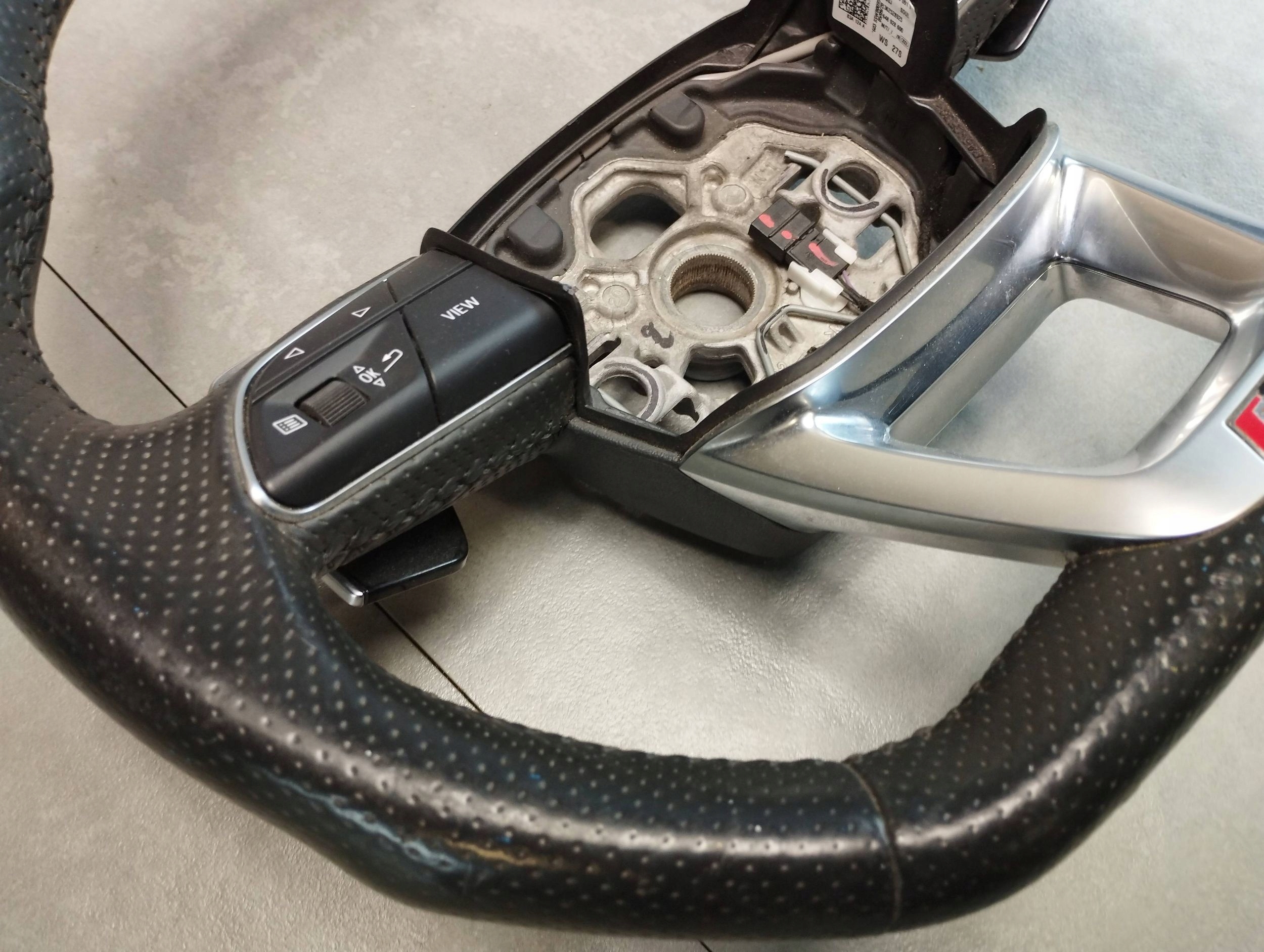 Audi A1 lenkrad Leder MULTI RS 83A419091T