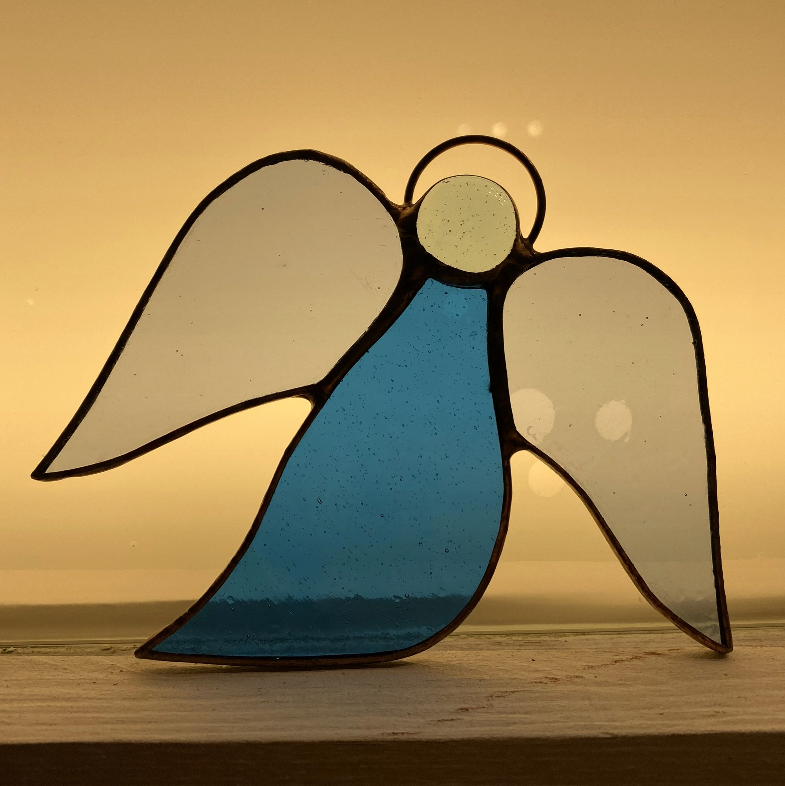 Aniołek witrażowy Tiffany, anioł witraż niebieski prezent