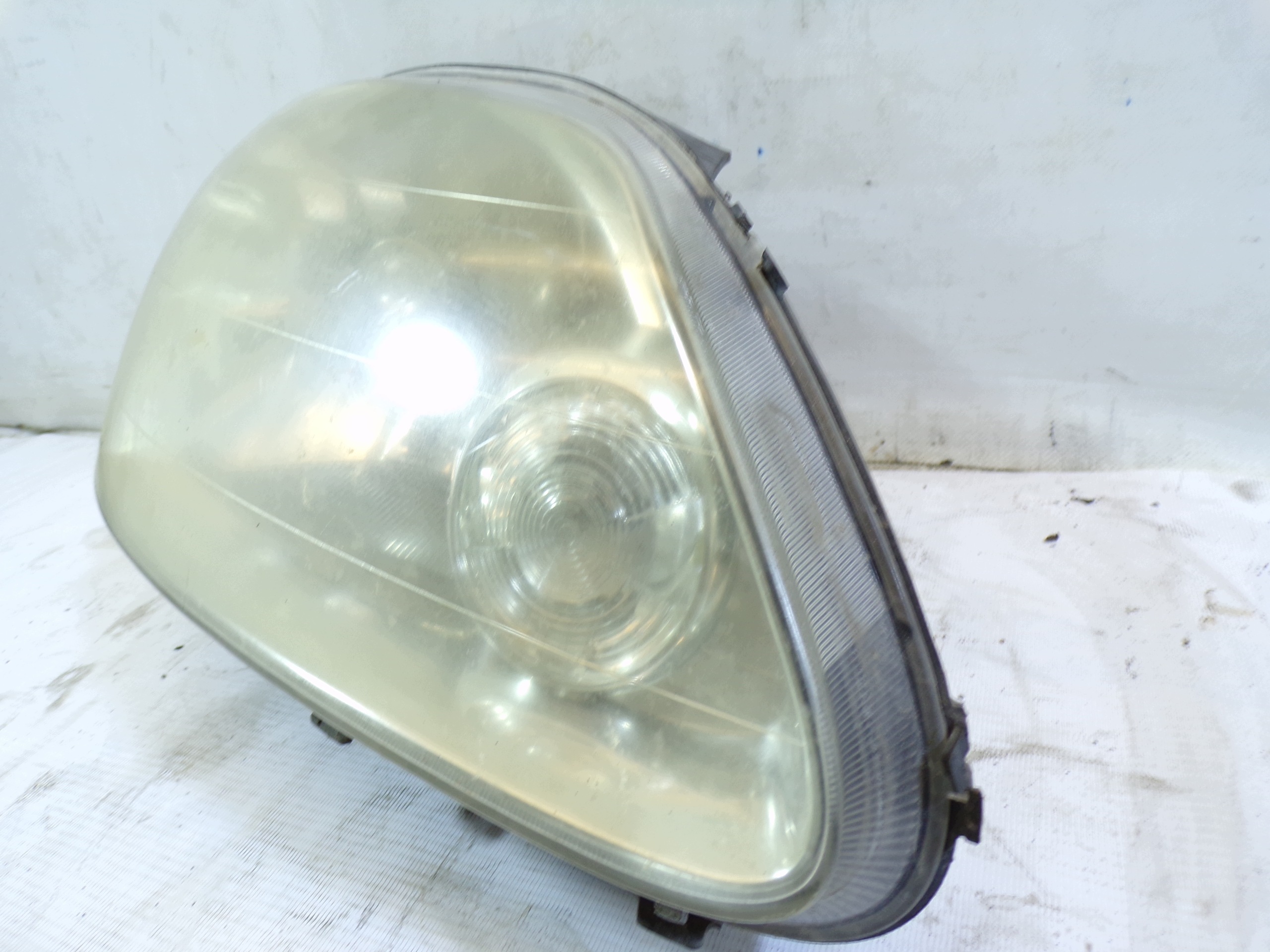 light front front right VOLKSWAGEN FOX (1)