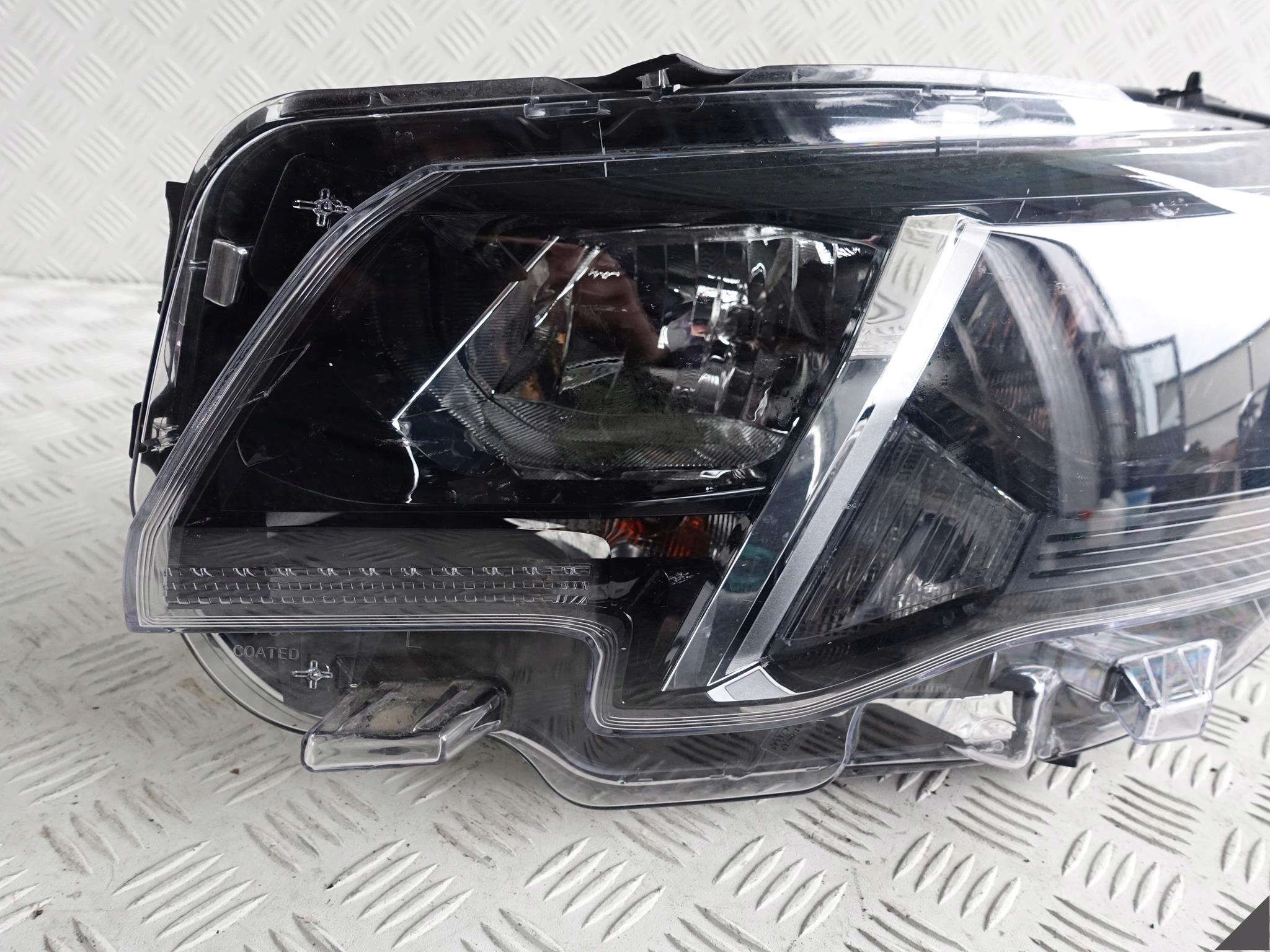 PEUGEOT RIFTER 18- ZWYKLA H7 left front EU damag.. light
