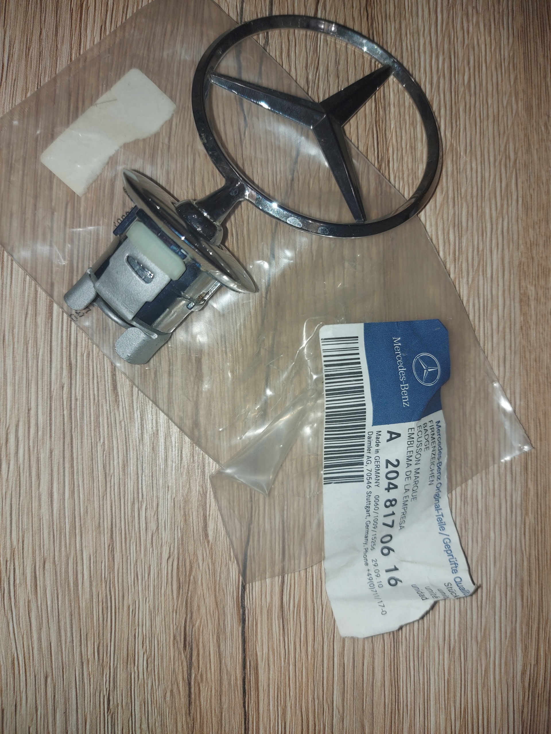 MERCEDES W204 R10 эмблема видоискатель MAS 2048170616