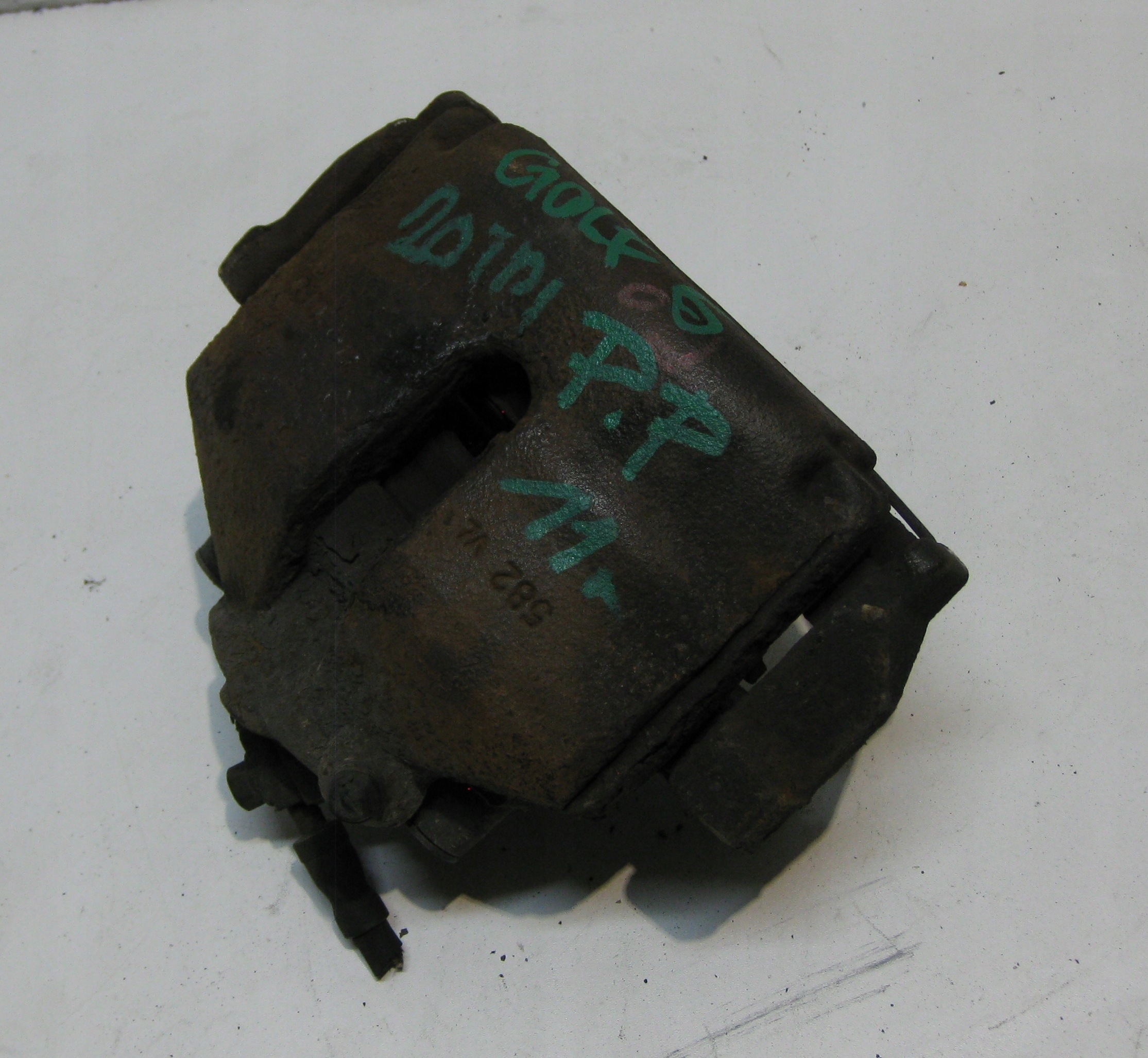 VW GOLF VI KOMBI 11R 2.0TDI caliper brake right front