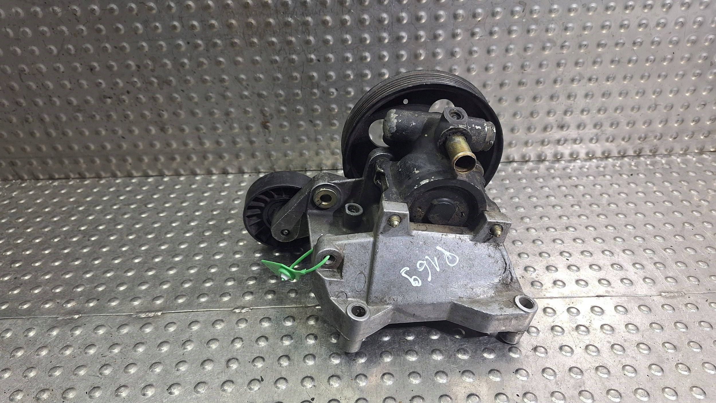 servo pump 7573694 SAAB 9000 2.0 TURBO