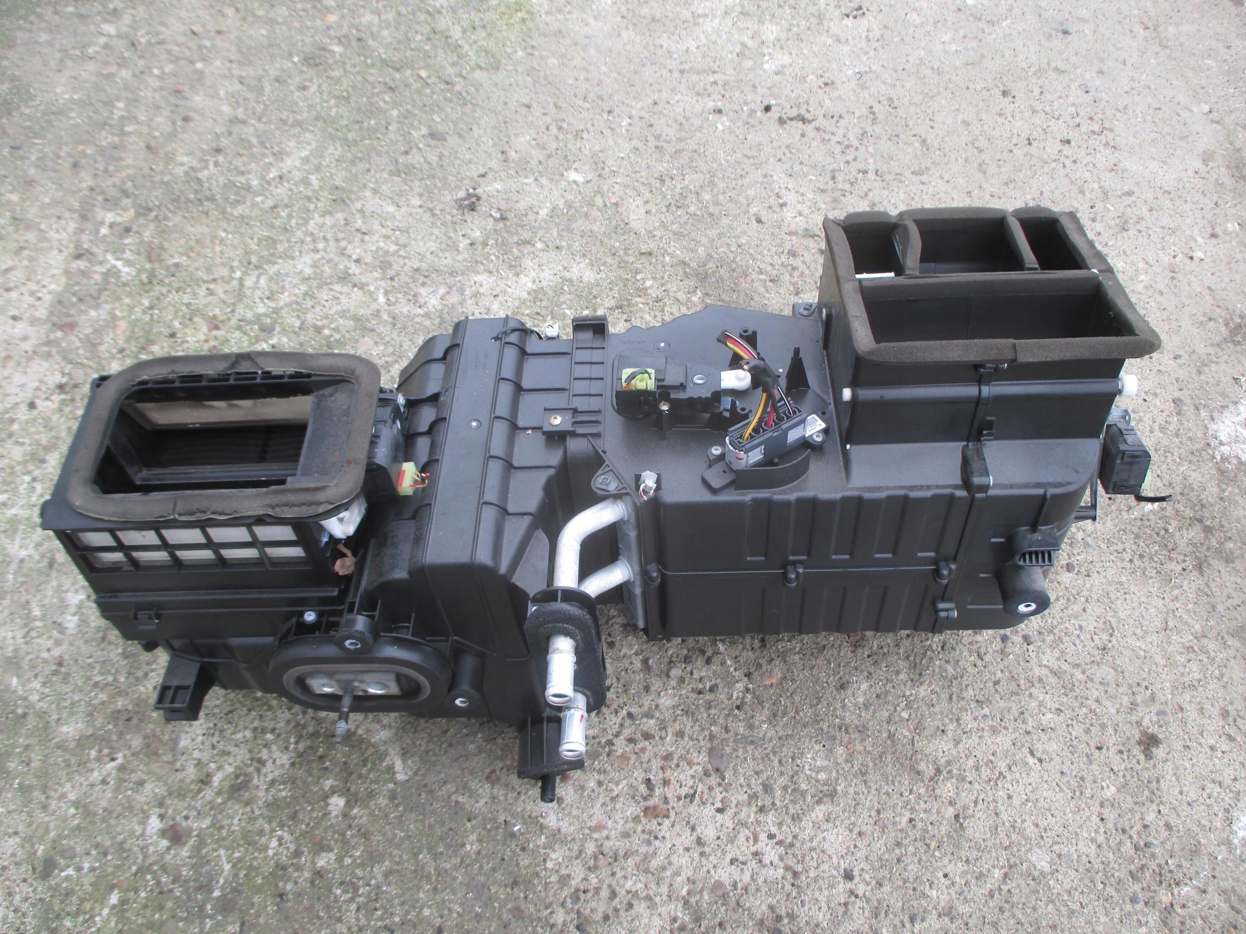 KYRON 2.0 XDI 05-14 NAGRZEWNICA PAROWNIK