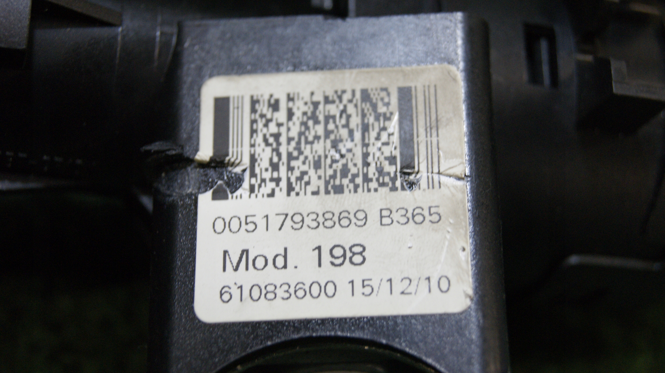 ignition Z with key FIAT BRAVO 2 0051793869