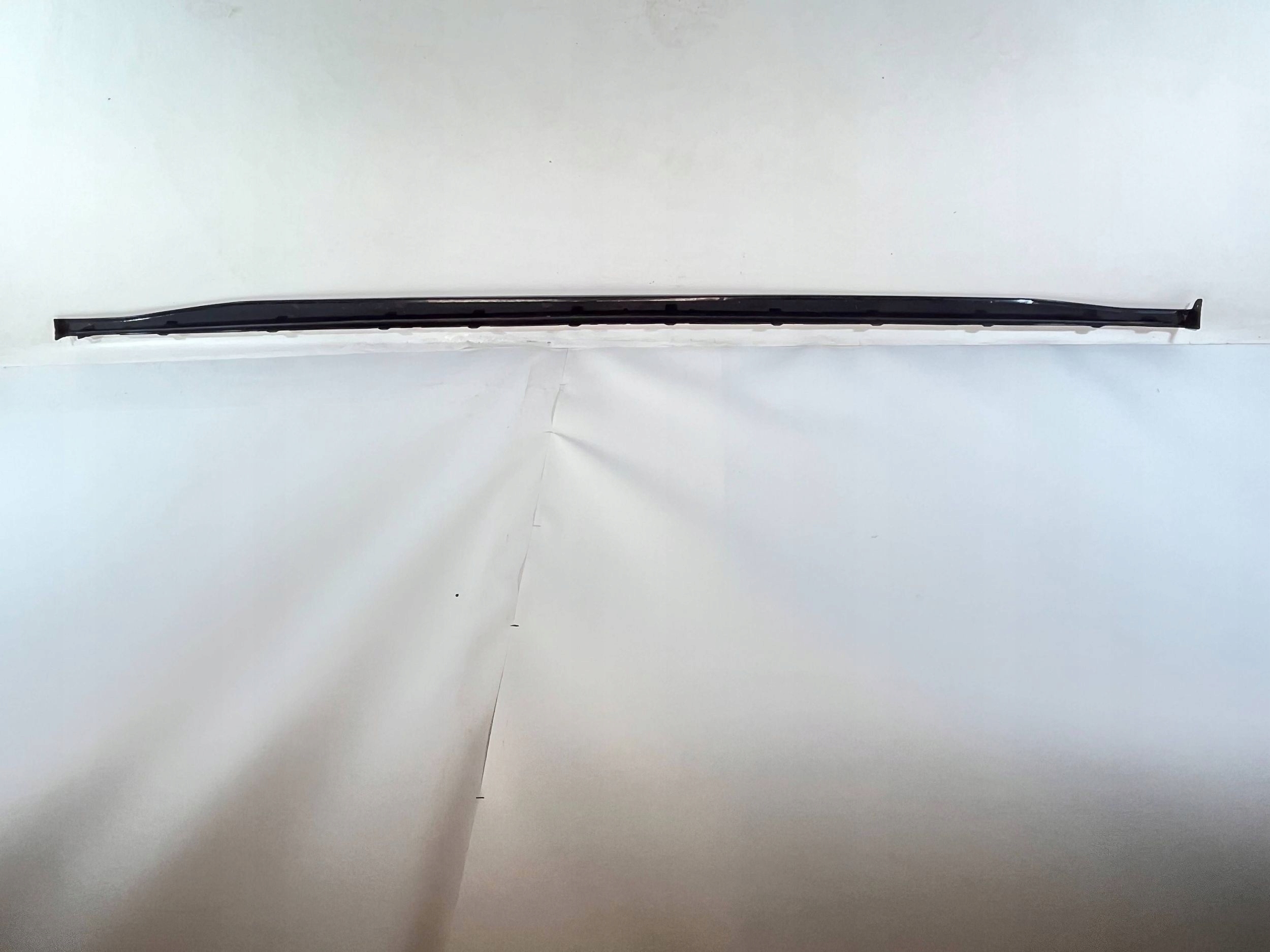 moulding threshold Volkswagen Golf VIII 5H9853859