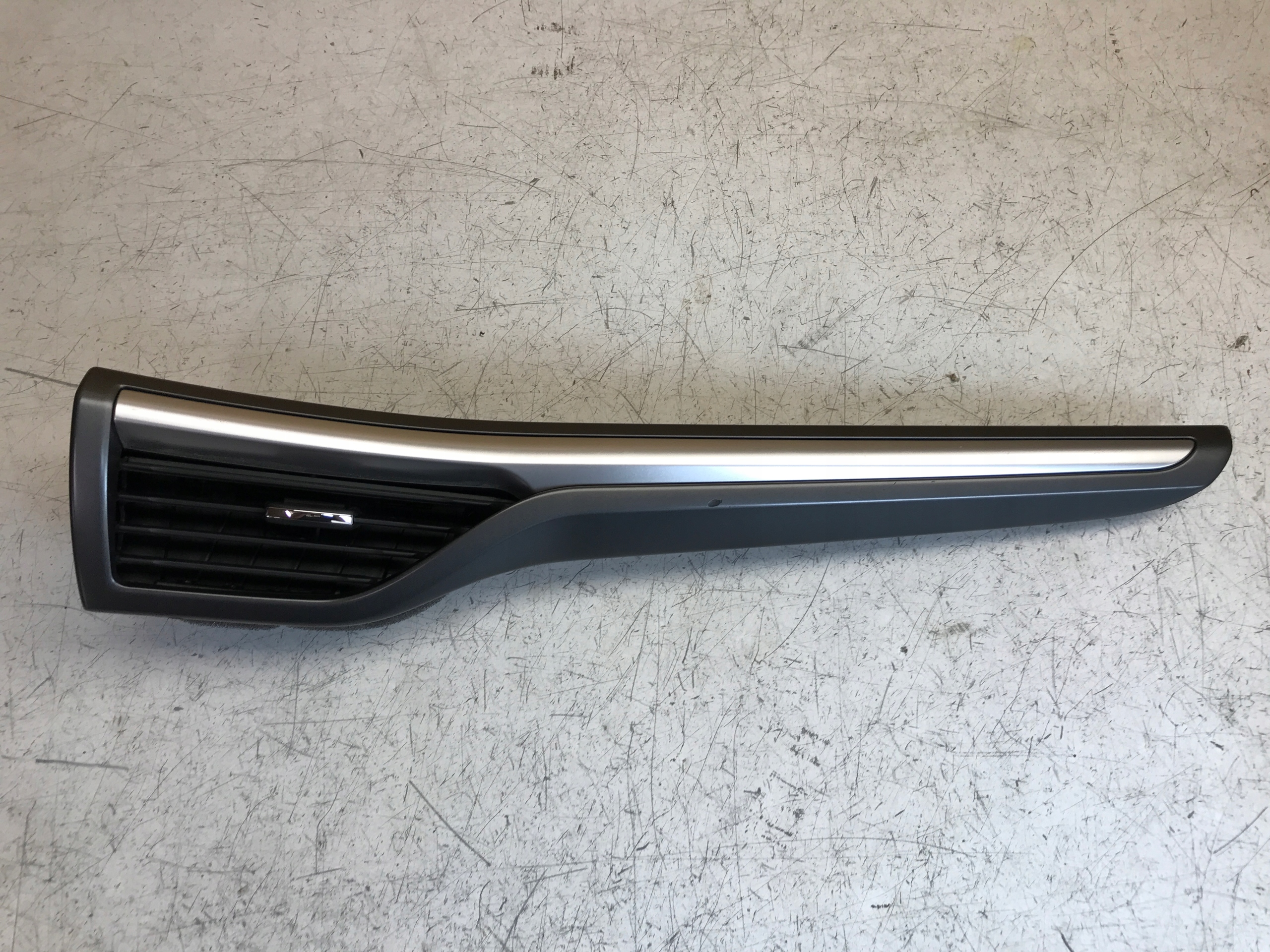 KRATKA NAWIEWU PRAWA FORD MONDEO MK5 Part number DS73 F018B08 B