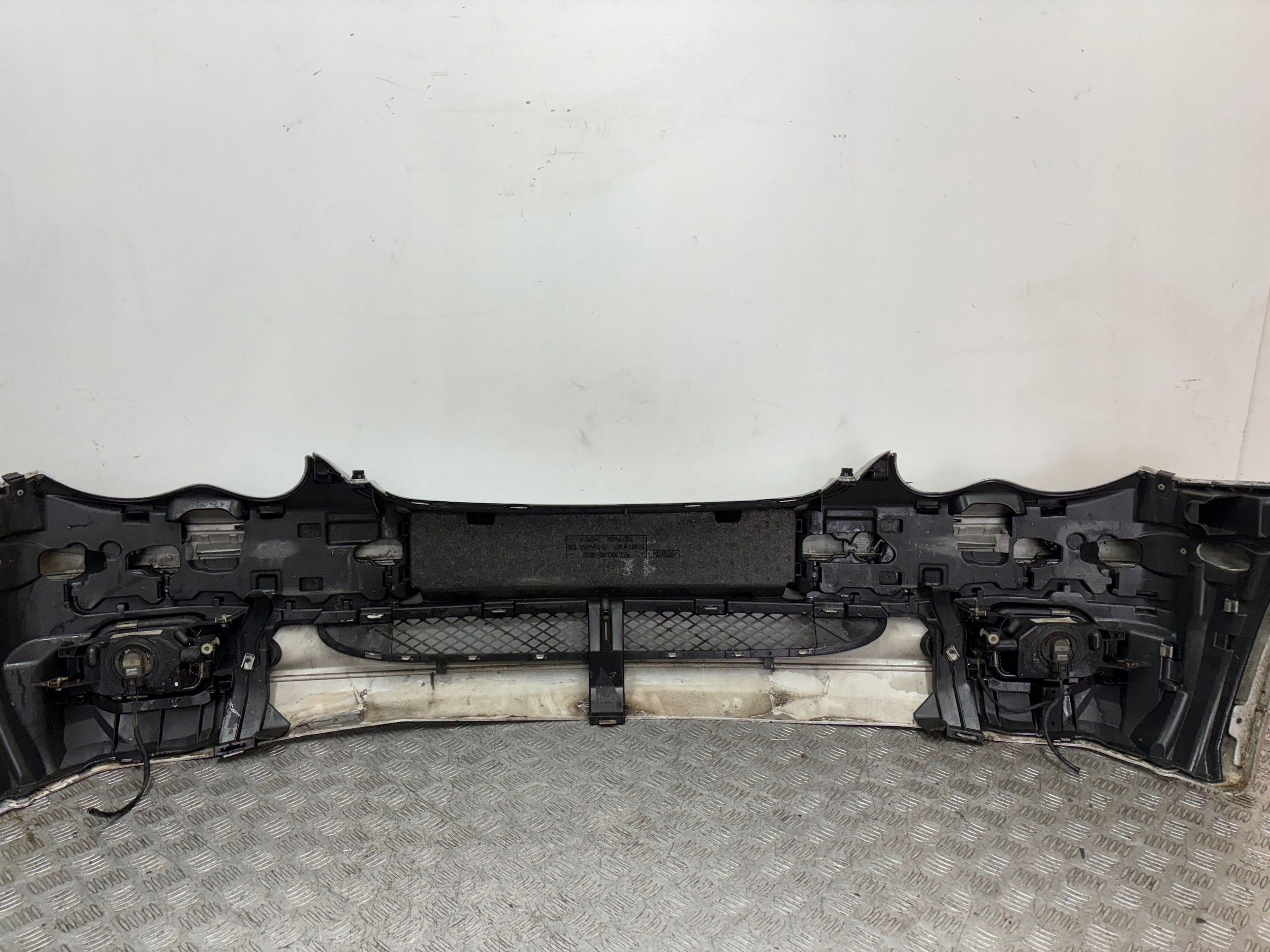 bumper front front MERCEDES C KLASA W203 00