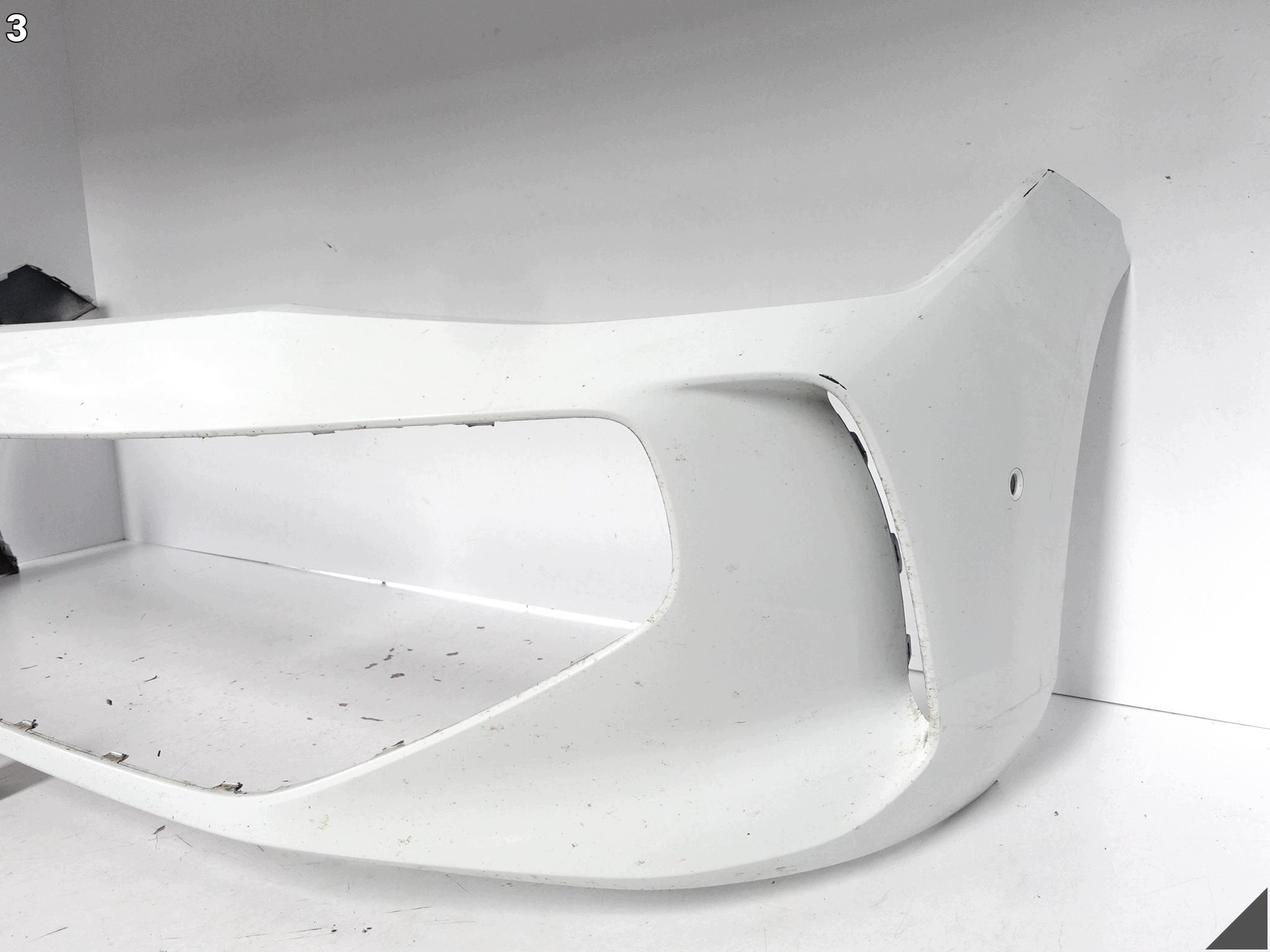 VW PASSAT B9 CJ5 3J0 23- nárazník BUMPER + uchycení RADAROW předek (6xPDC)