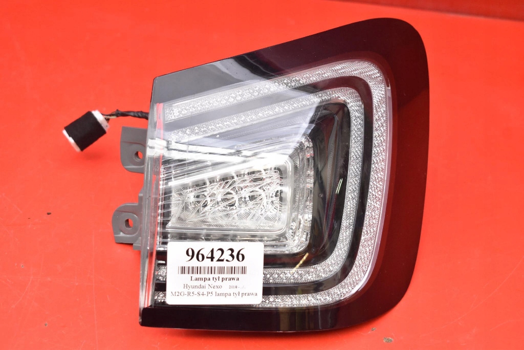 фонарь правый led 92402-M5001 Hyundai NEXO 18-