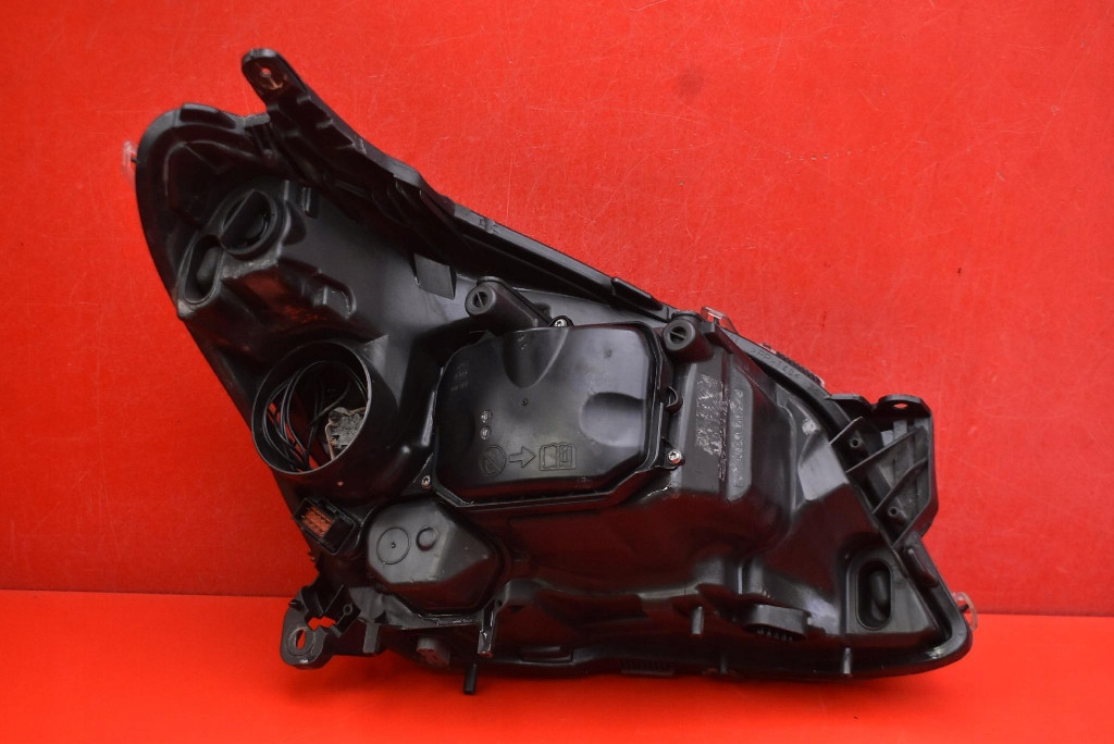 REFLEKTOR left light front XENON EU 160201-00 OPEL ASTRA 3 III H 04-07