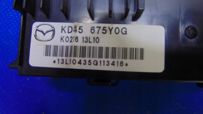 Unité commande confort KD45675Y0G MAZDA CX-5 et 11-17R