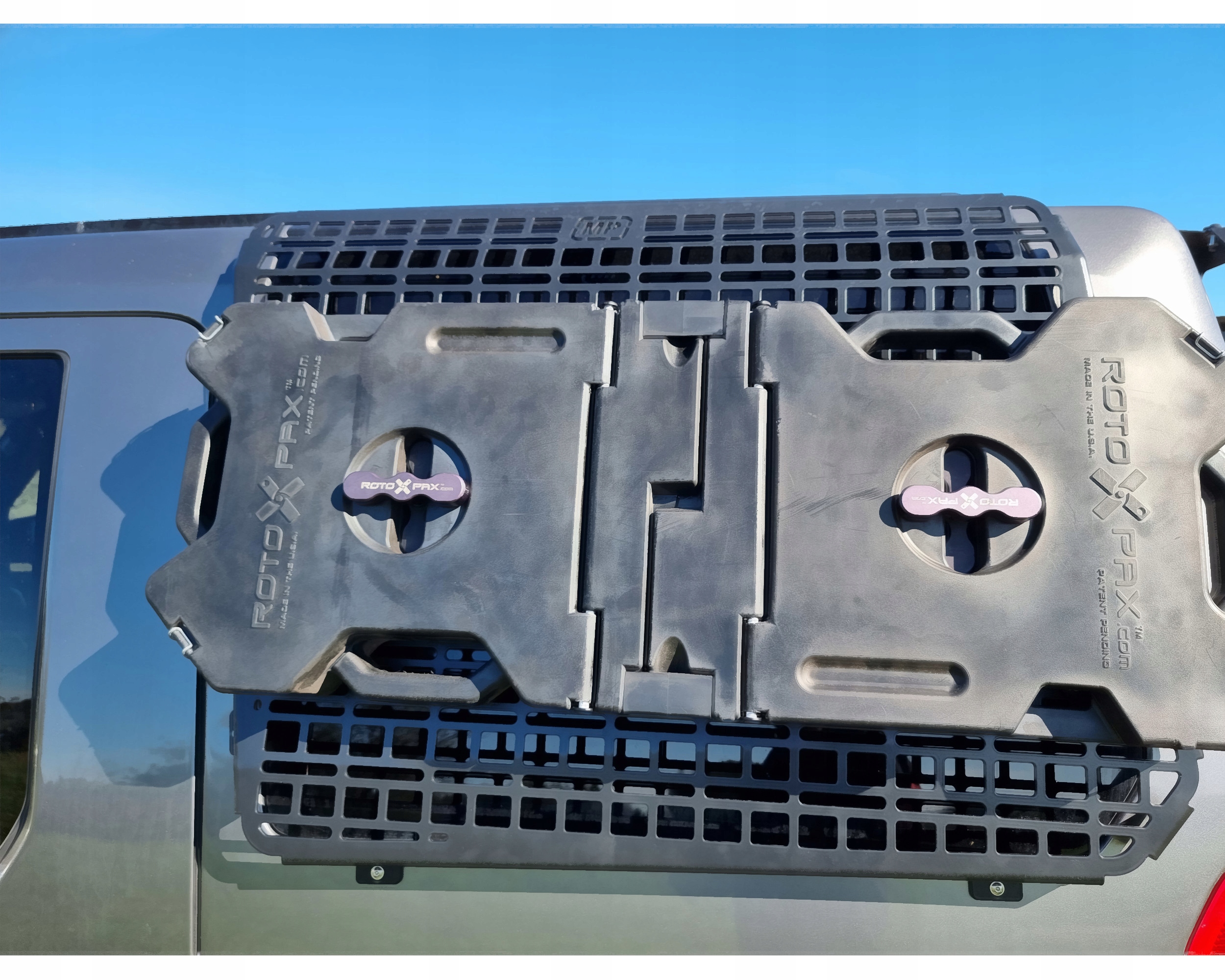 Osłony zewnętrzne HD 2 panele molle szyb tylnych Land Rover Discovery 3 / 4 Grubość 2 mm