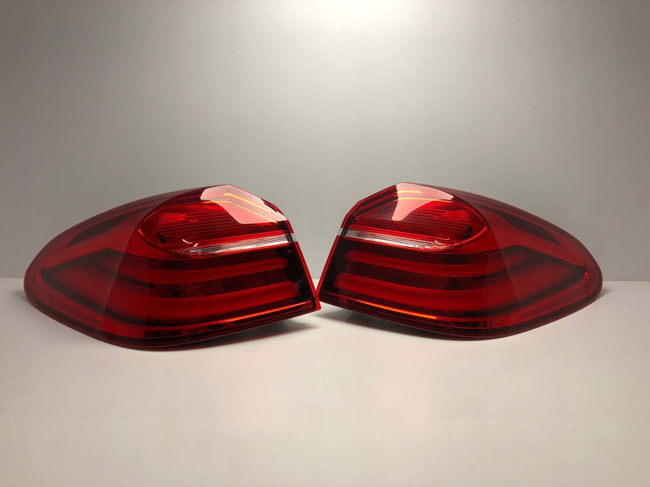 BMW X4 F26 LAMPA TYŁ TYLNA LED PRAWA