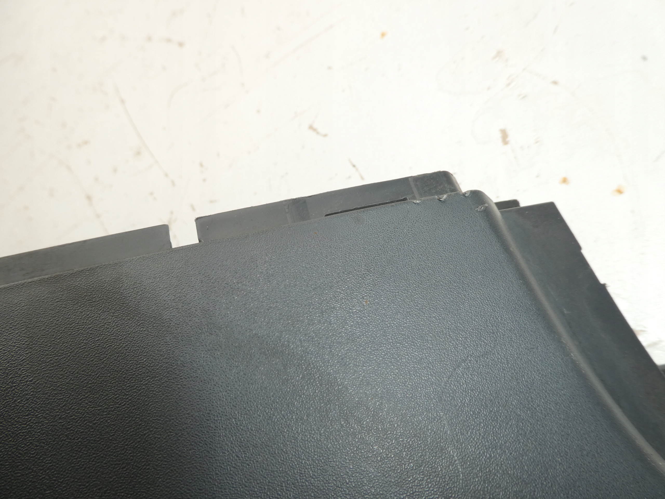 ECKE DER STOSSSTANGE A9068804671 HECK SPRINTER CRAFTER