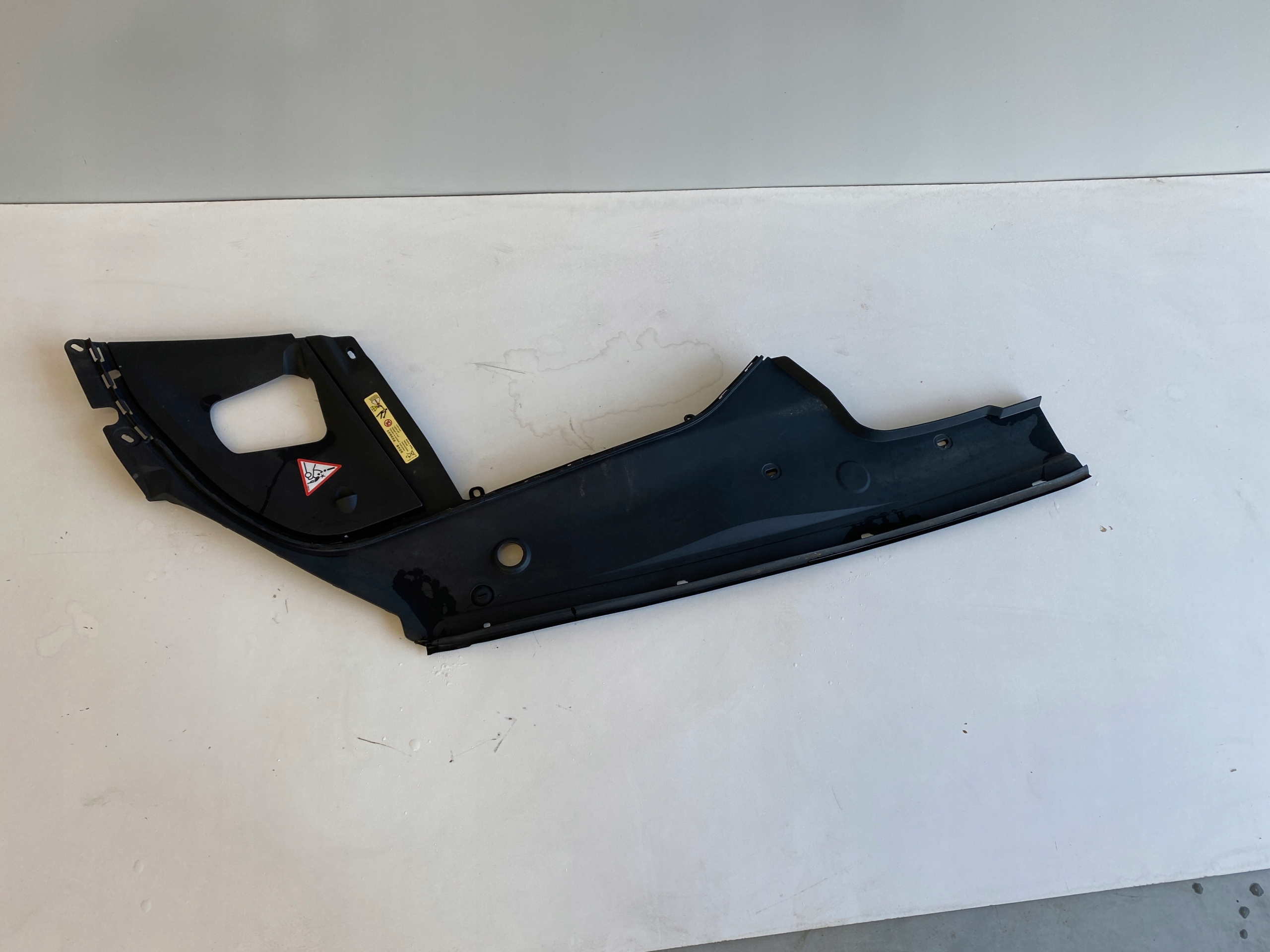 Брызговик левый ПД BMW 7 F01 F02 7019801