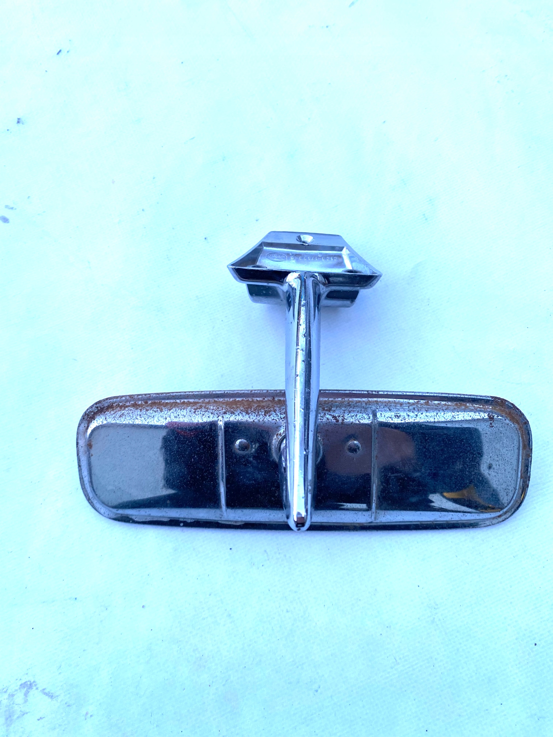 C4ZB-17698-6 - Хромированное внутреннее зеркало Ford Mustang 65-69