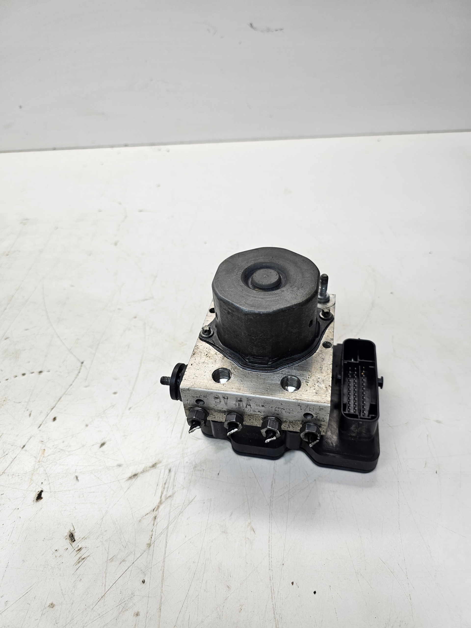 pump control unit ABS ESP AUDI VW SEAT 6R0907379BA