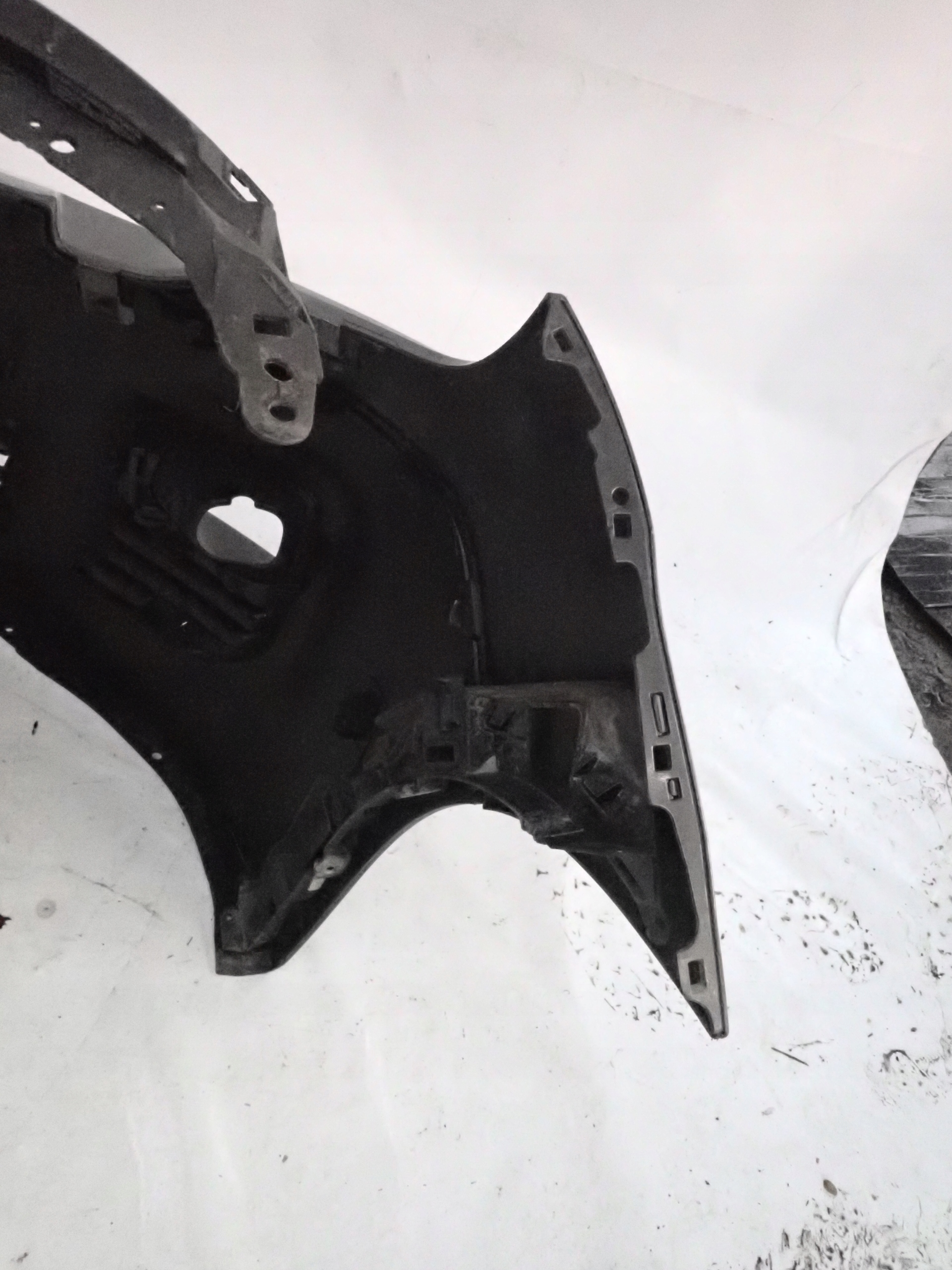 PEUGEOT PARTNER III 18-23 bumper front front 9816765680
