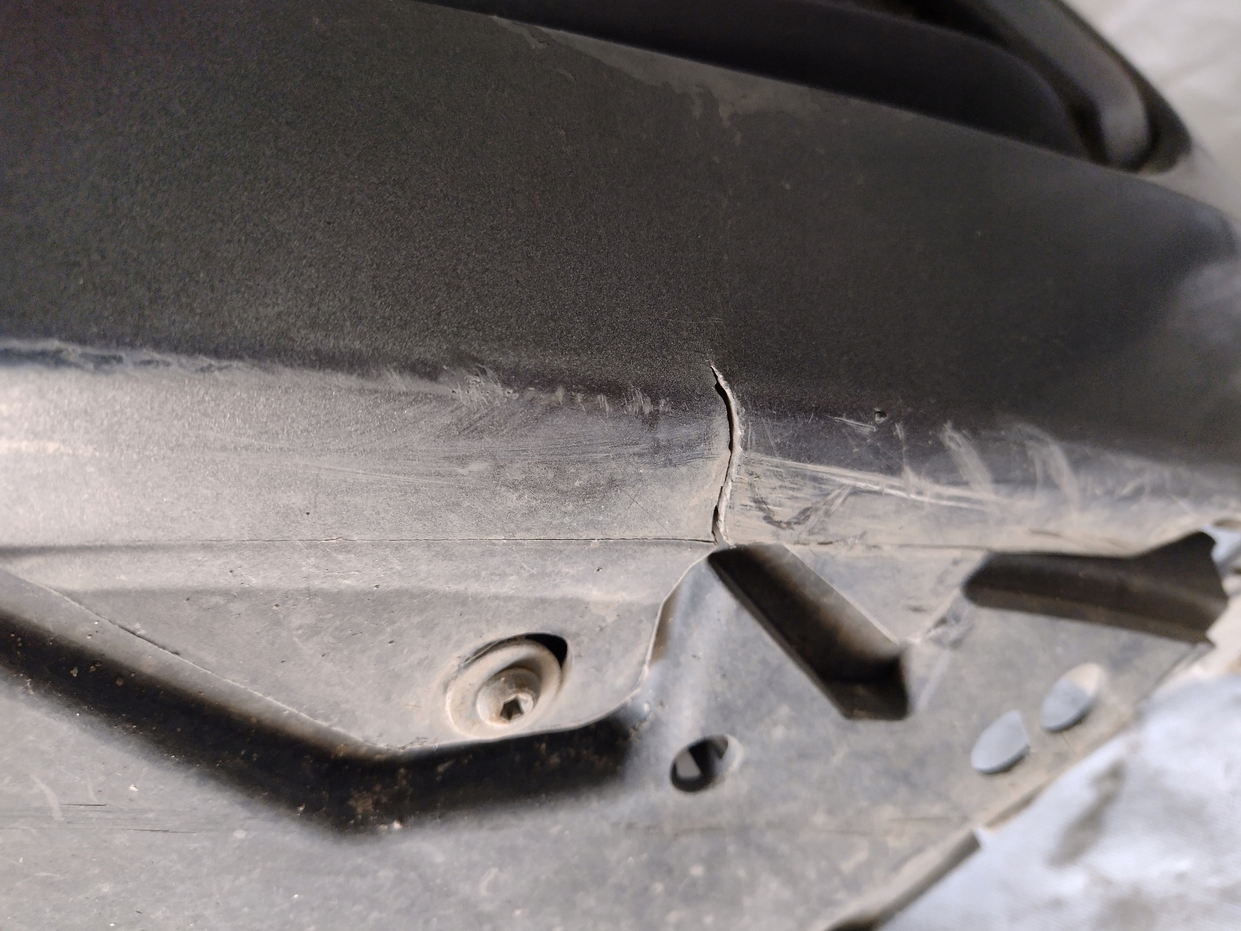front bumper Peugeot 308 II 2 lift T9 k: EVLC