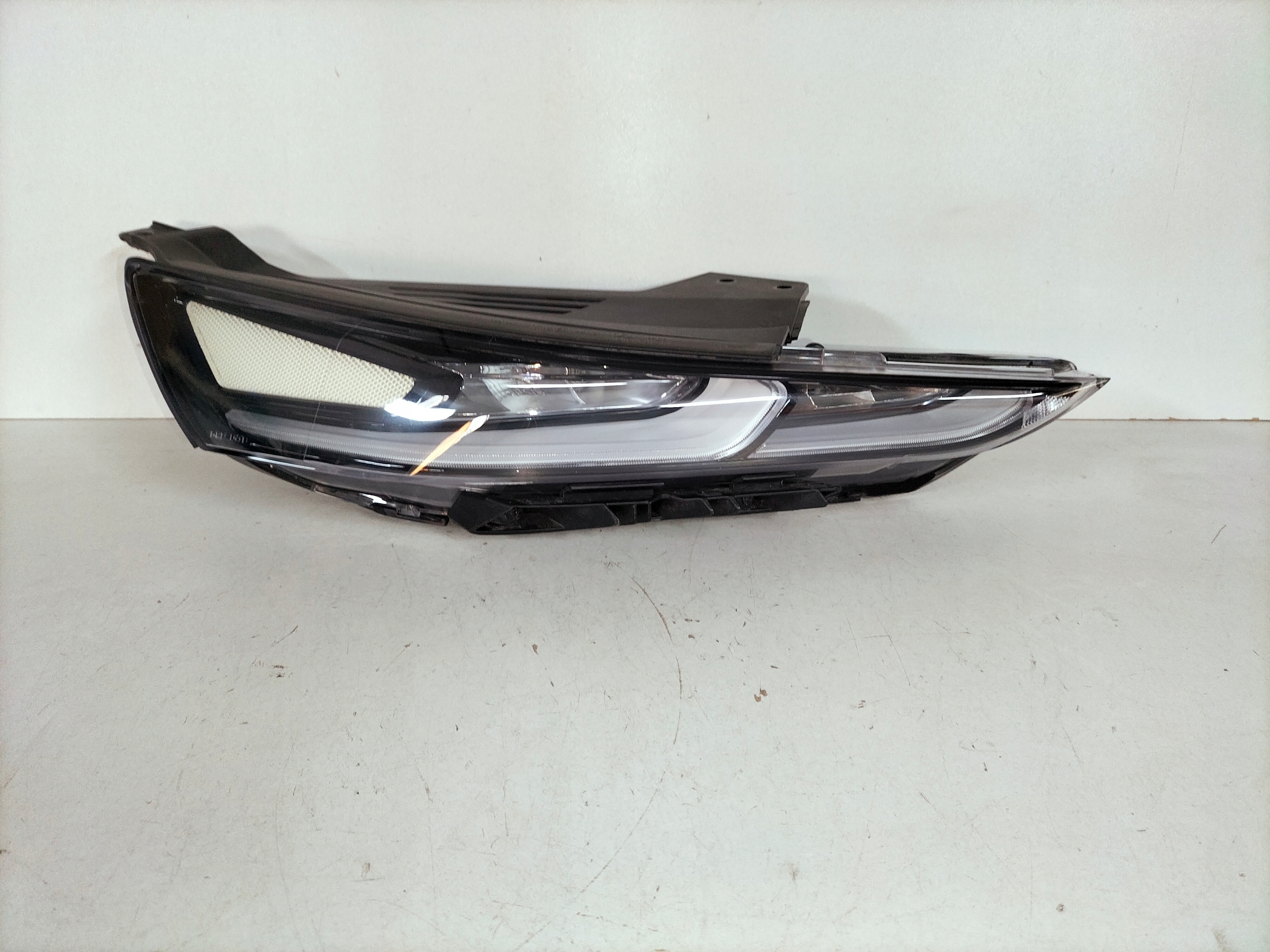light front right HYUNDAI SANTA FE 4 IV 18