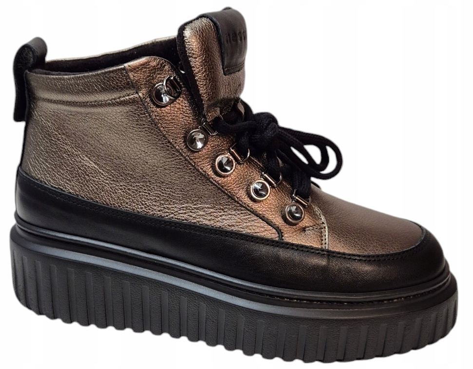 Nessi 24666 Creepersy Černo-zlatá kožená platforma vel.37