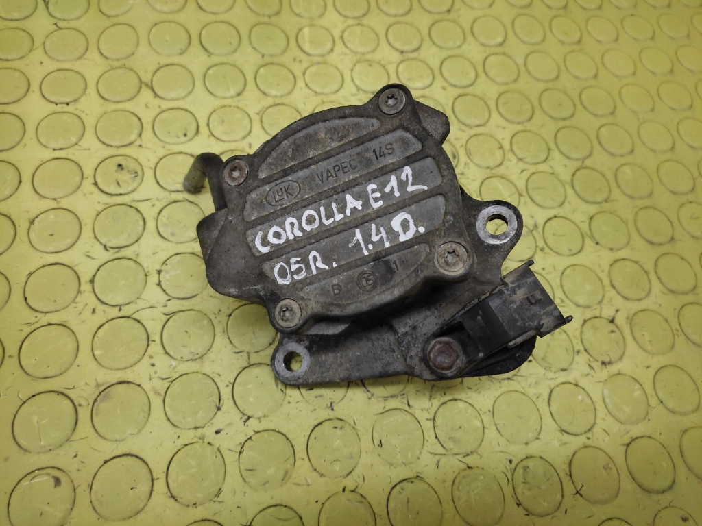 TOYOTA COROLLA E12 1.4 D4D pump VACUM
