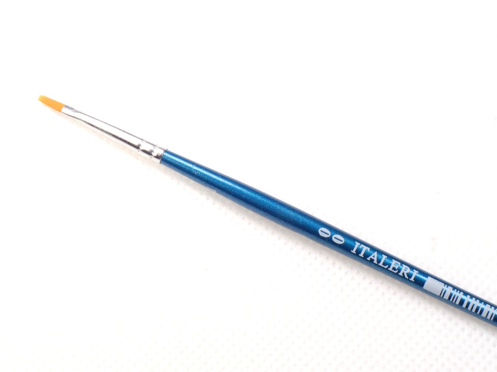 

Pędzelek modelarski 00 (okrągły) Italeri