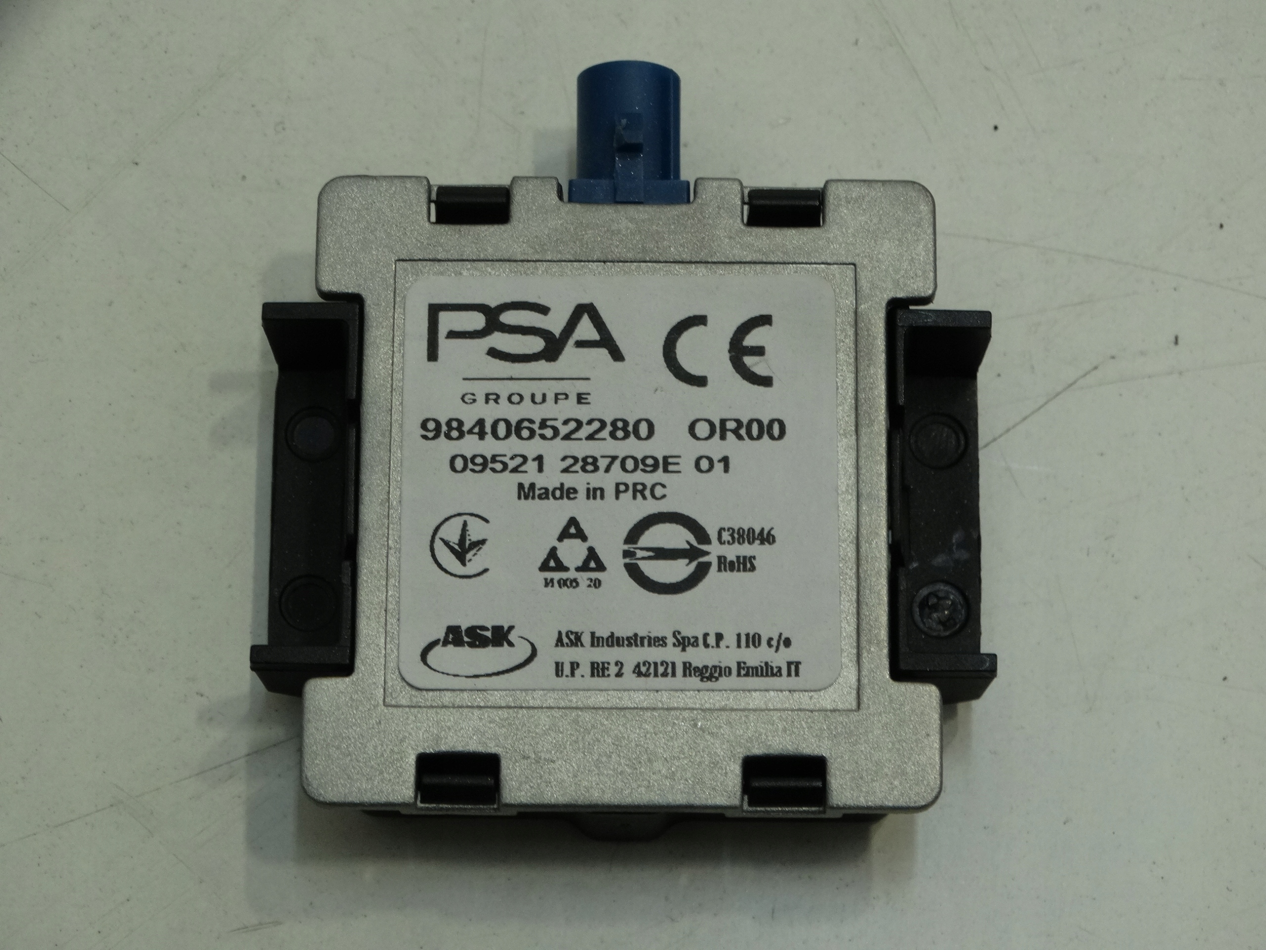 Module Navigation Antenne GPS PEUGEOT 2008 II 9840652280