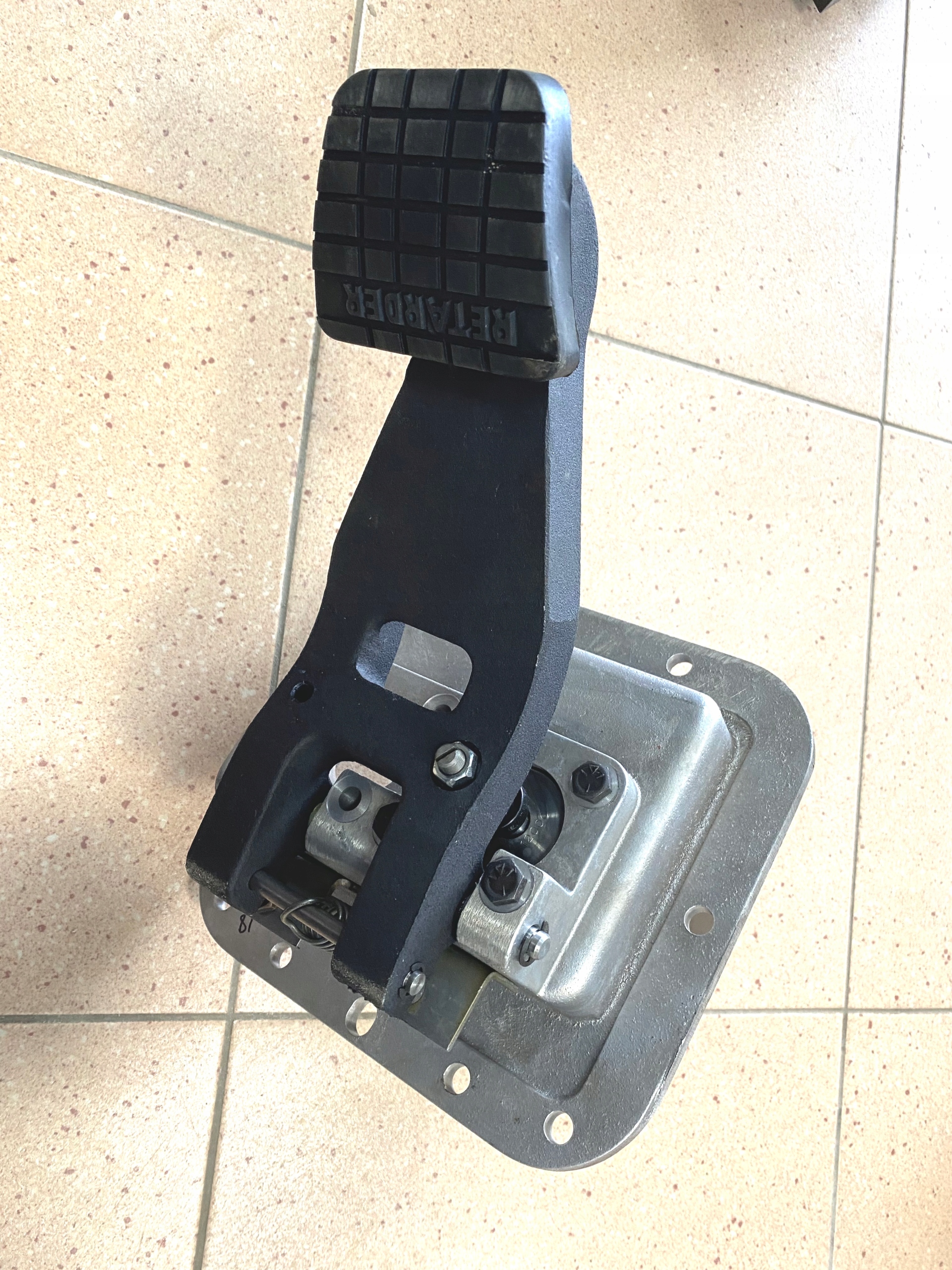 Pedał 4086240 12593766 Retarder Producent części bez marki