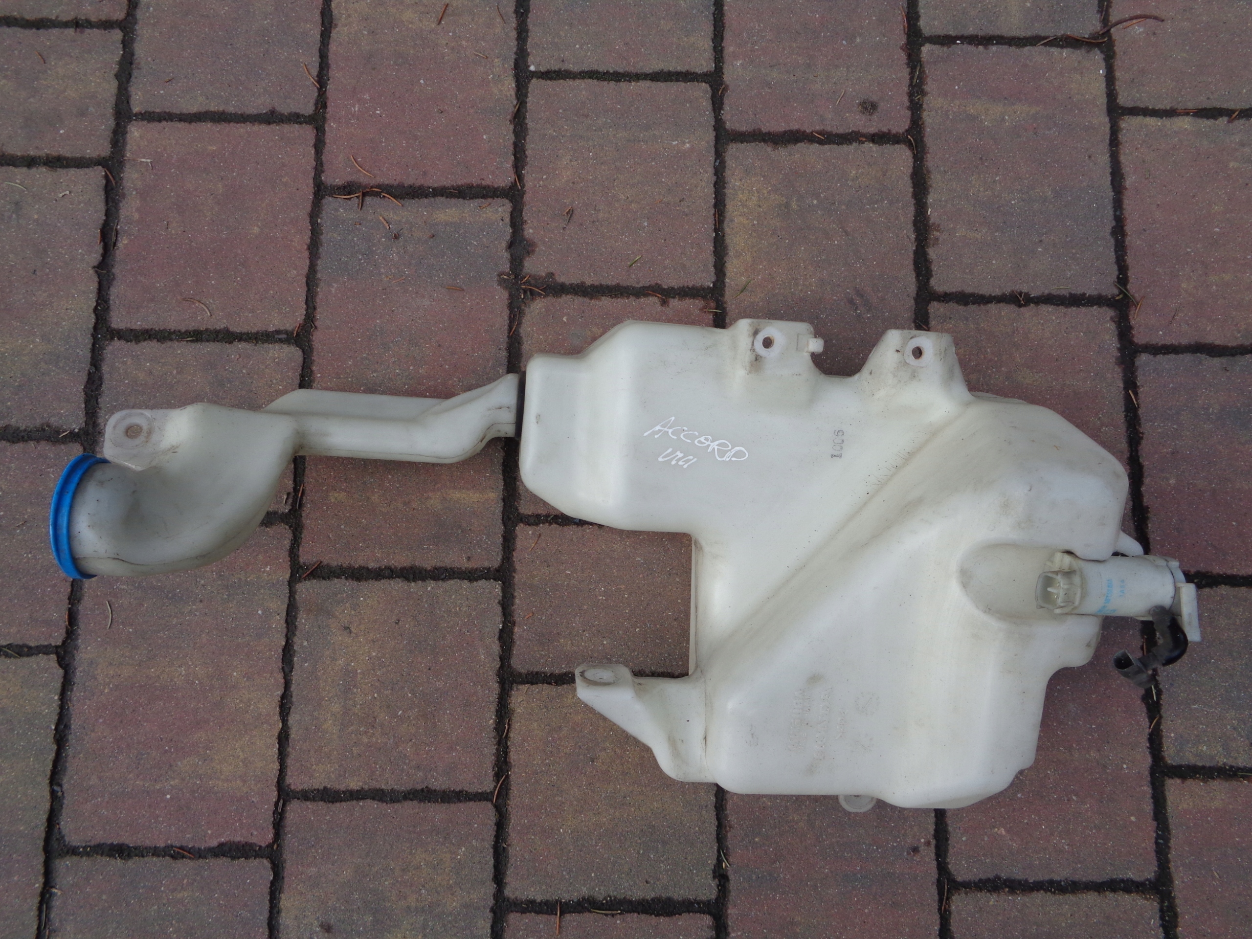 БАЧОК ОМИВАЧА HONDA ACCORD VIII