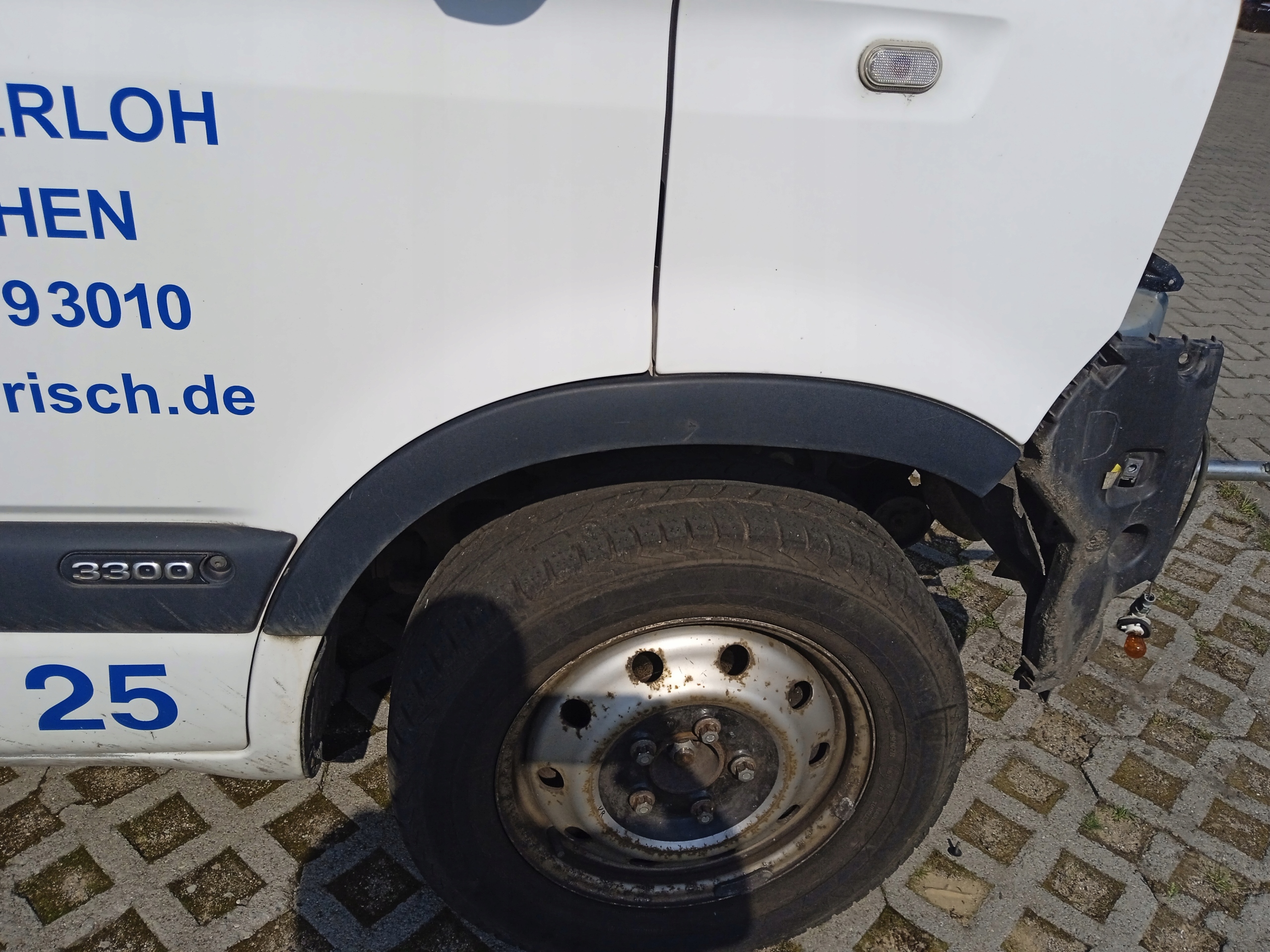 LISTWA PRAWA PRZEDNIA MASTER MOVANO II