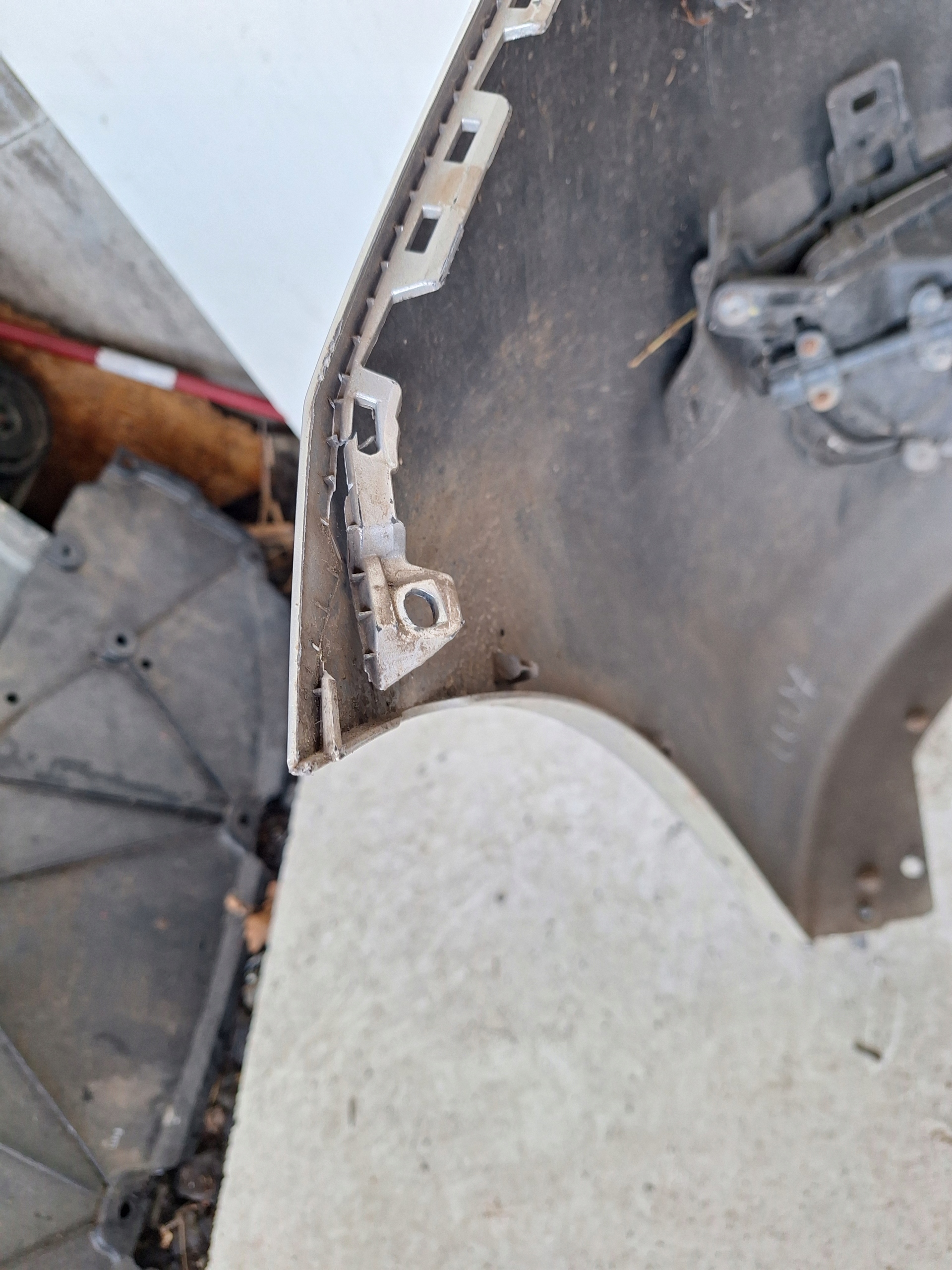 HYUNDAI I30 II 12-15 Paraurti + LED