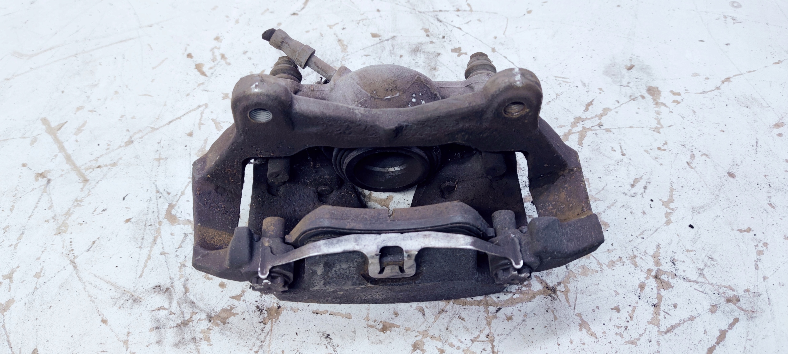 caliper brake left front AUDI A4 A5 Q5 8R0106F