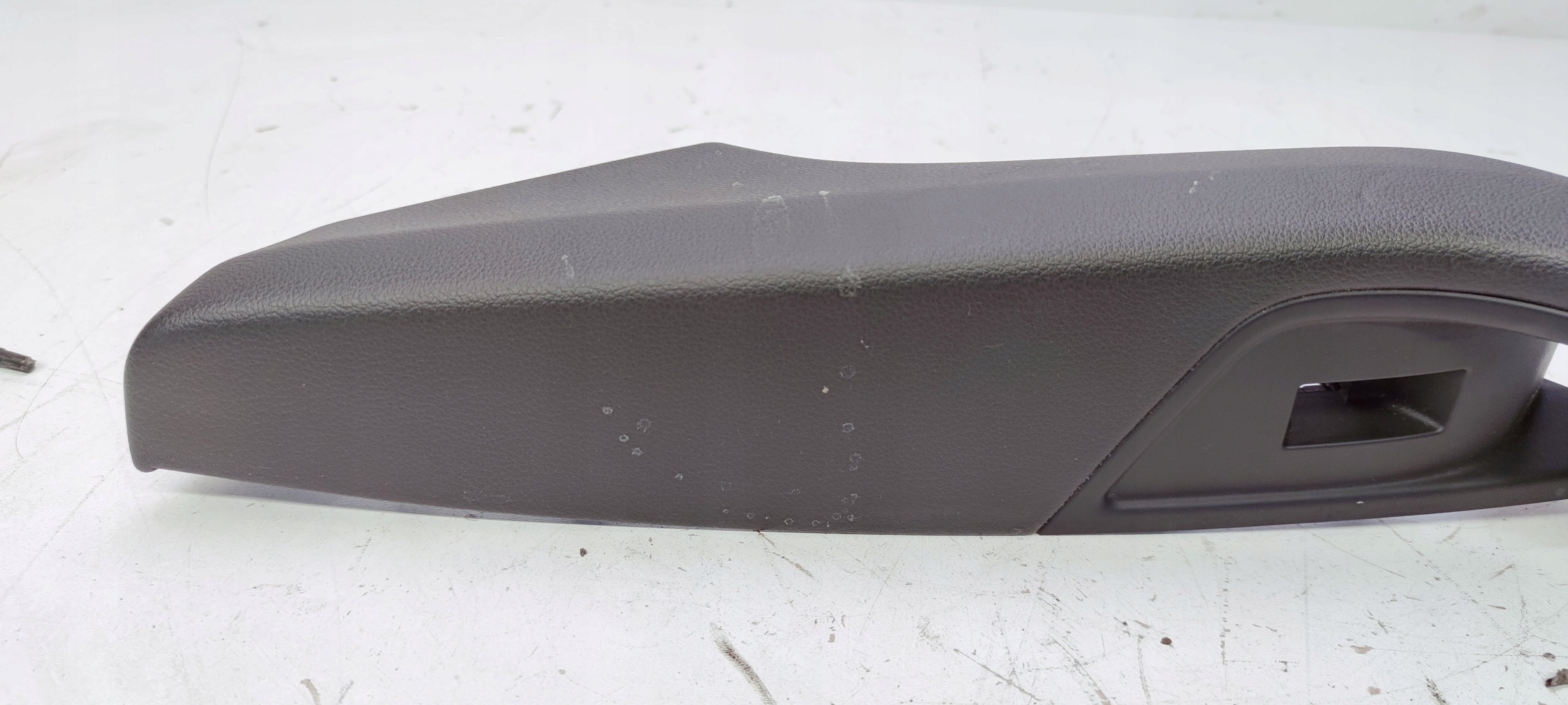 armrest right rear part AUDI A4 B9 8W0867374D