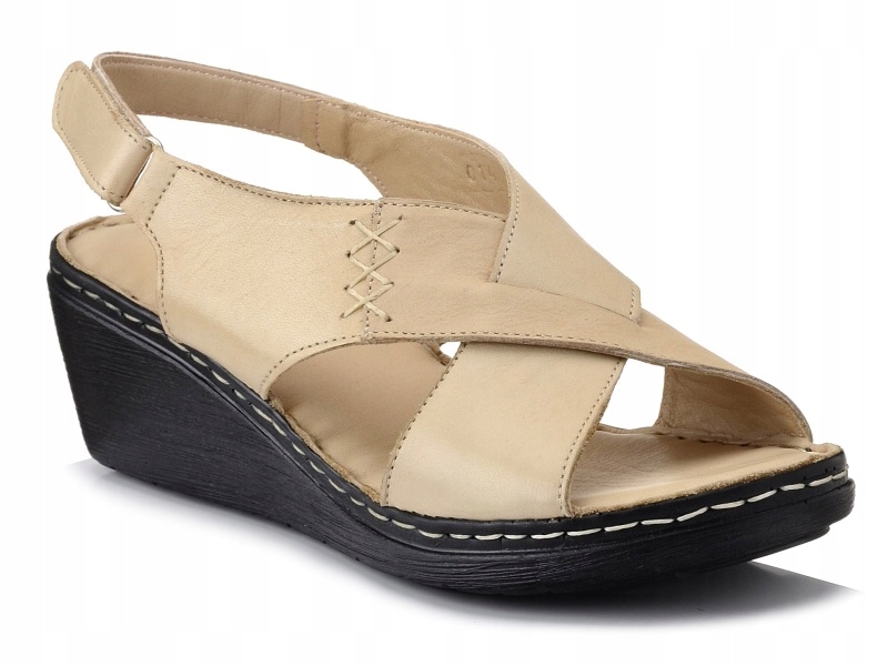 

Sandały damskie na koturnie Izzi 0014 skórzane 39