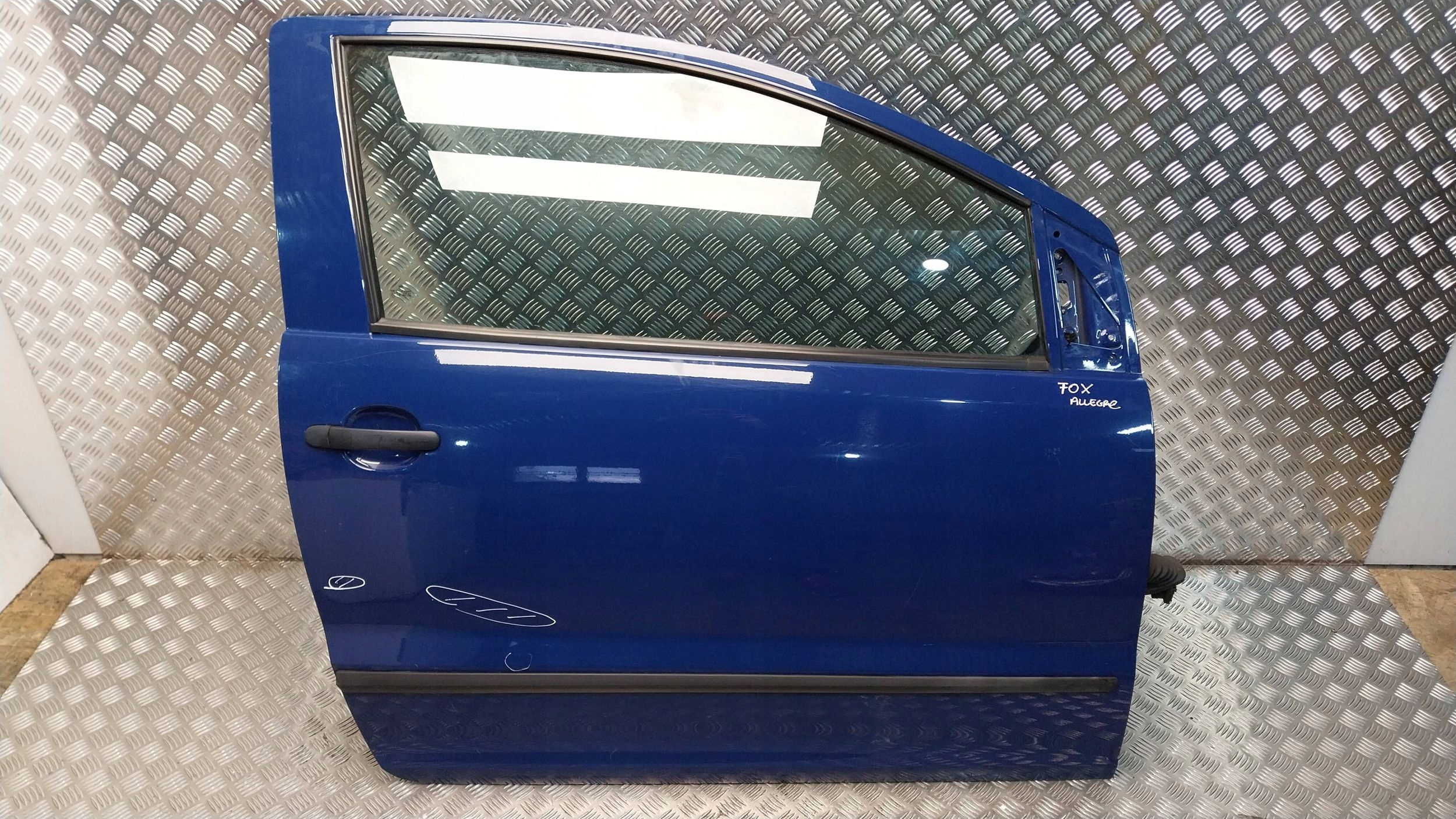 door right VW FOX 03