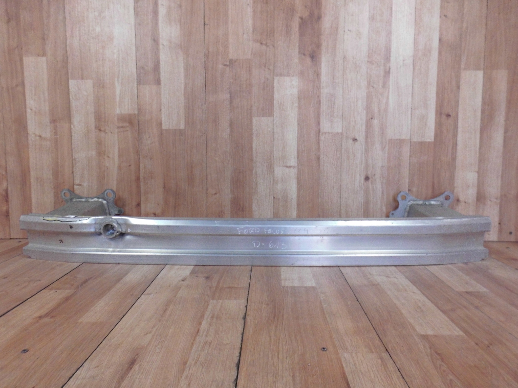 Ford Focus MK4 18+ KOMBI bumper support rear part