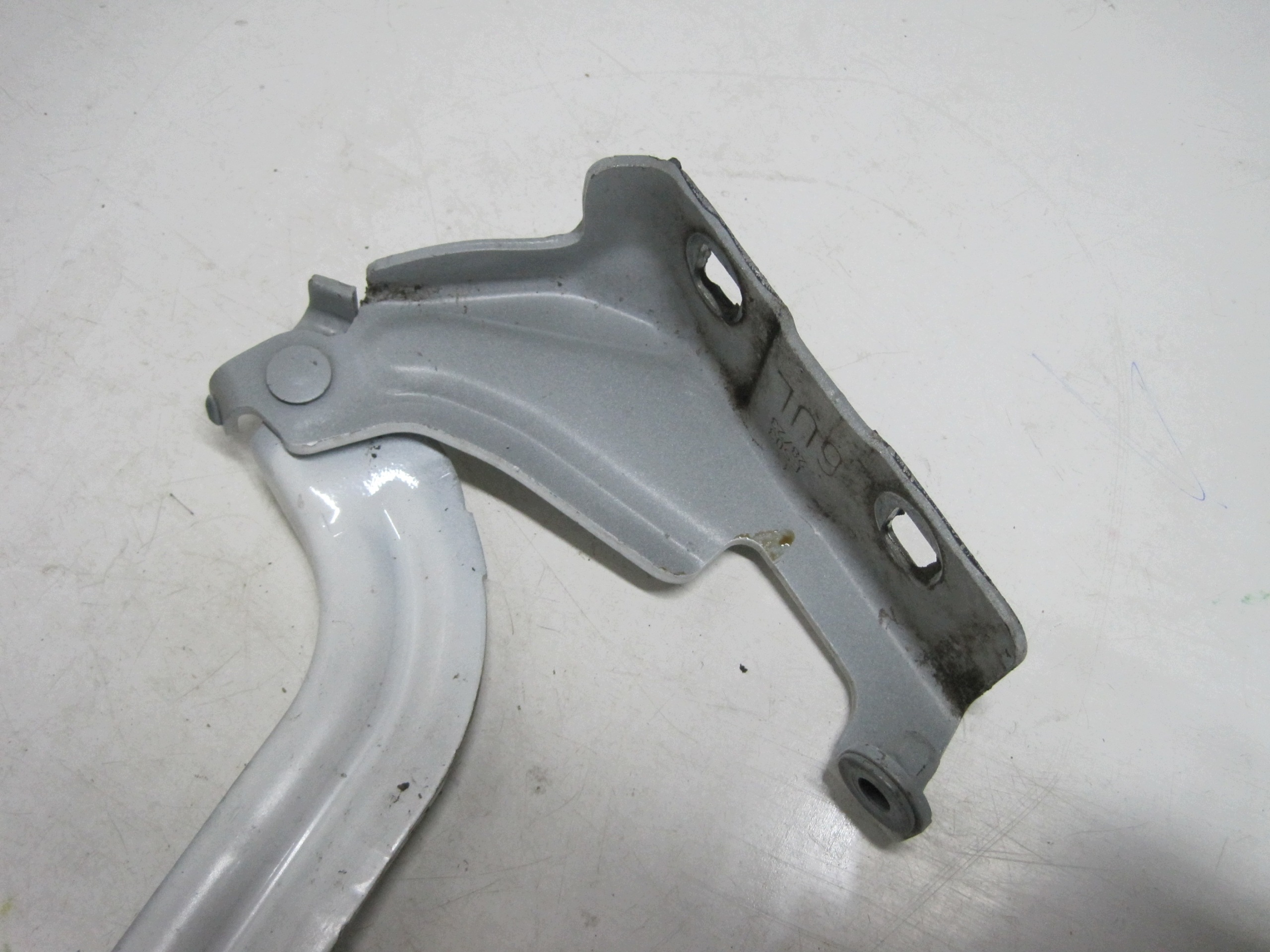 hinge bonnets left NISSAN QASHQAI III J12