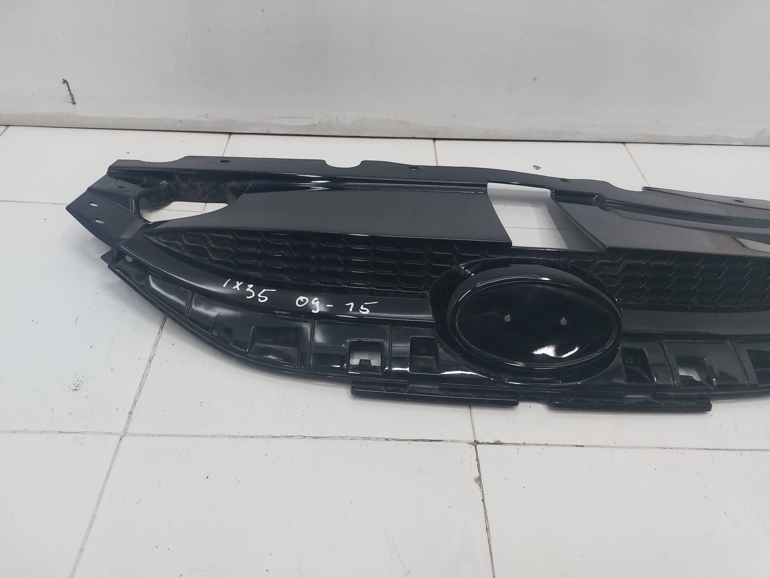 HYUNDAI IX35 IX 35 13r front PREKLADgrill front 86351-2Y000