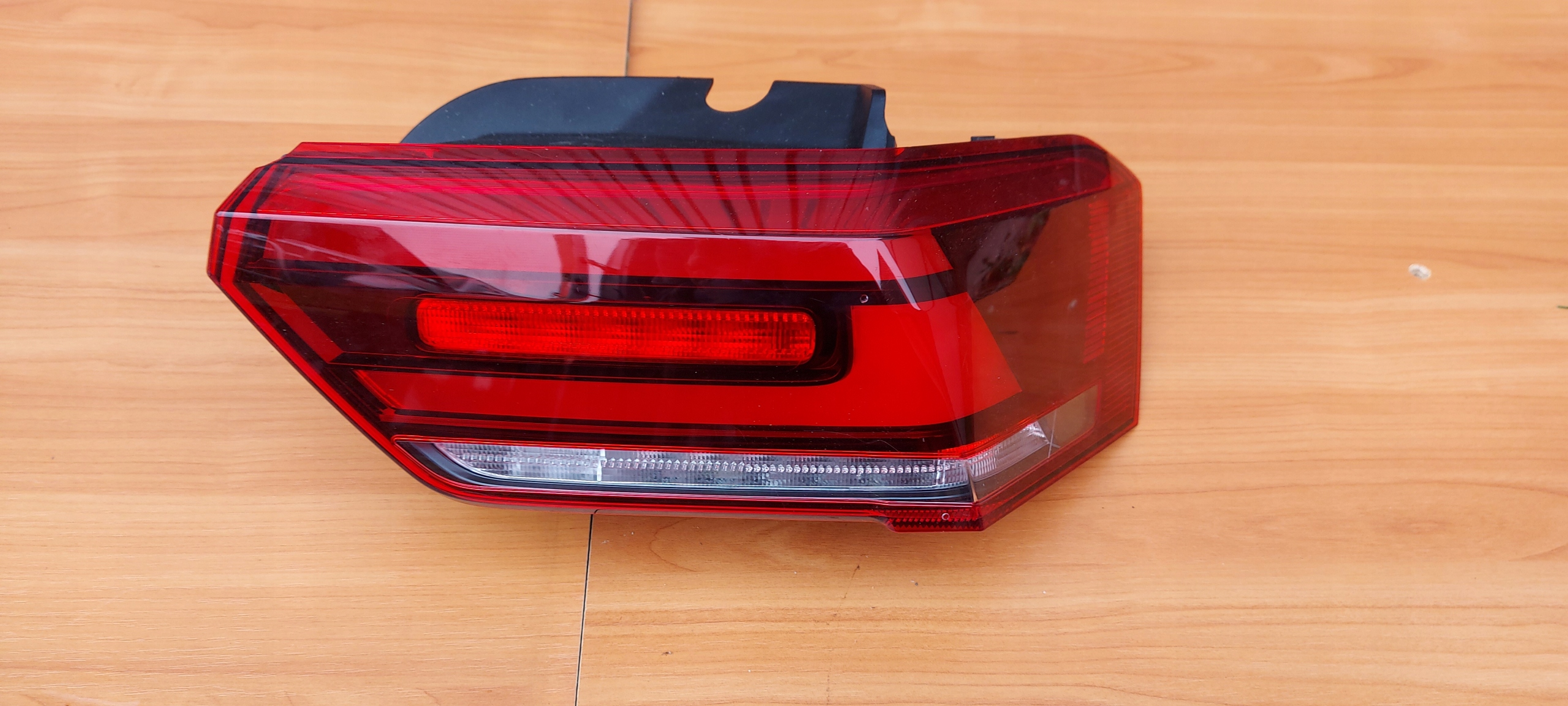 vw ID3 id.3 фонарь правый задний 10A945096B