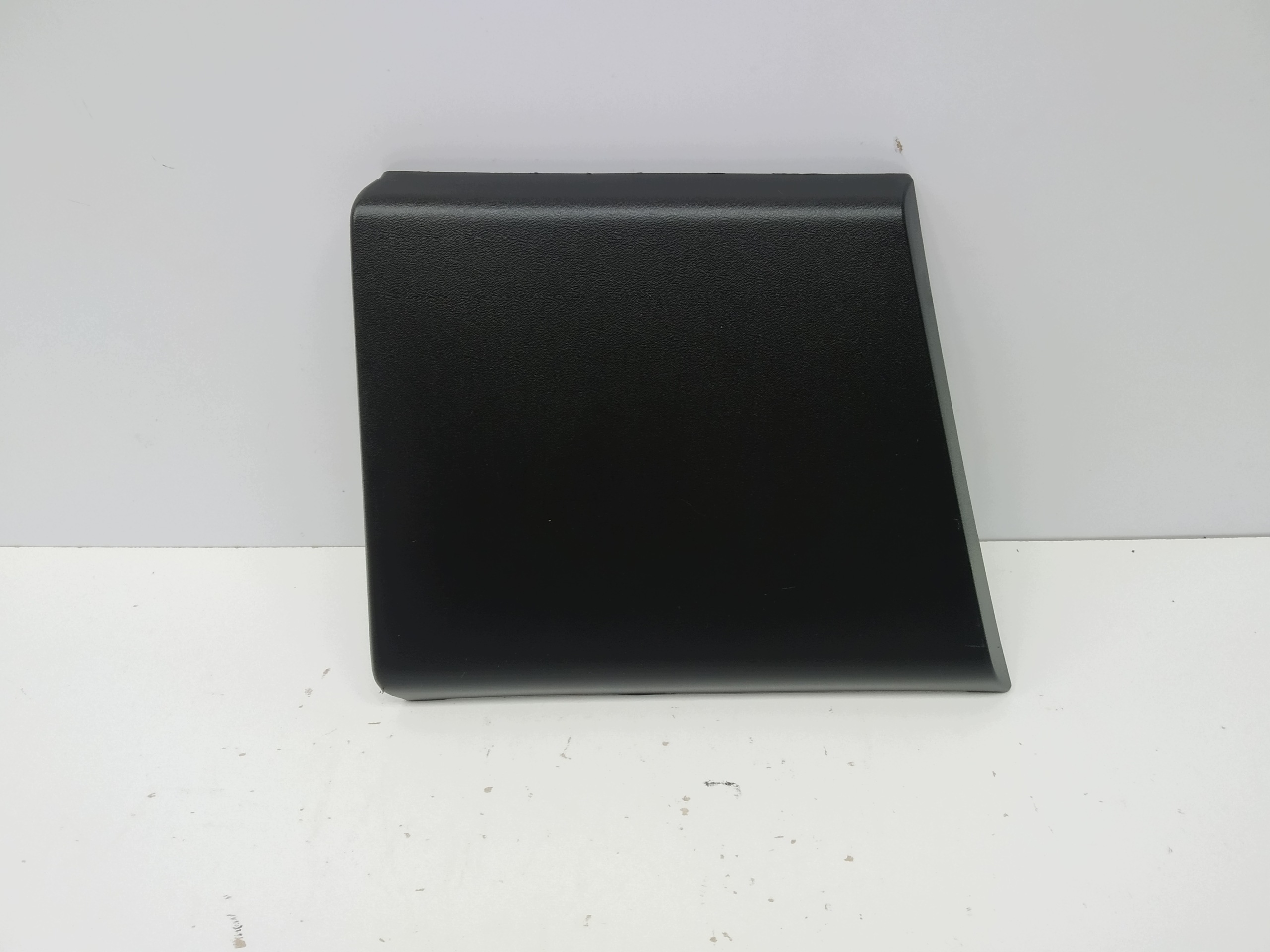 Ducato III Jumper Boxer II moulding right front for pillar 1320250070 original
