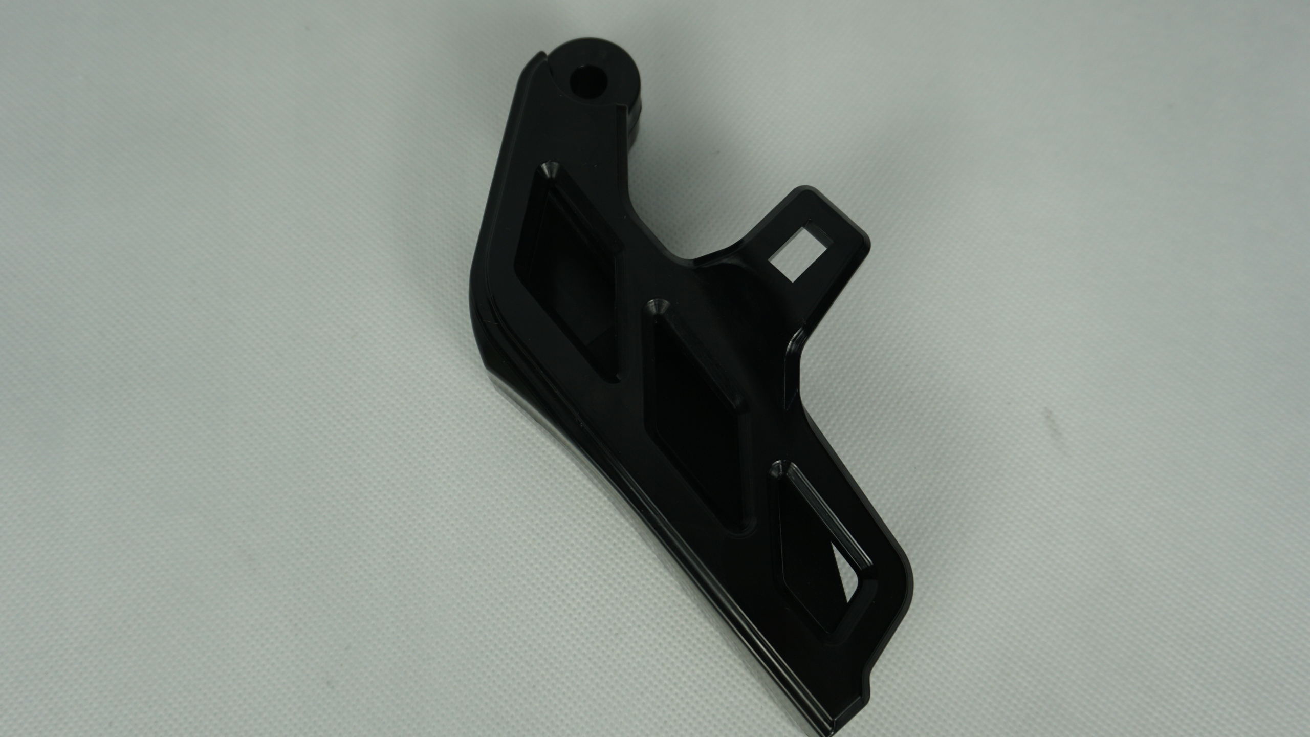 НАПРЯМНА ЛАНЦЮГА / CHAIN GUIDE 037.33.004.00.00