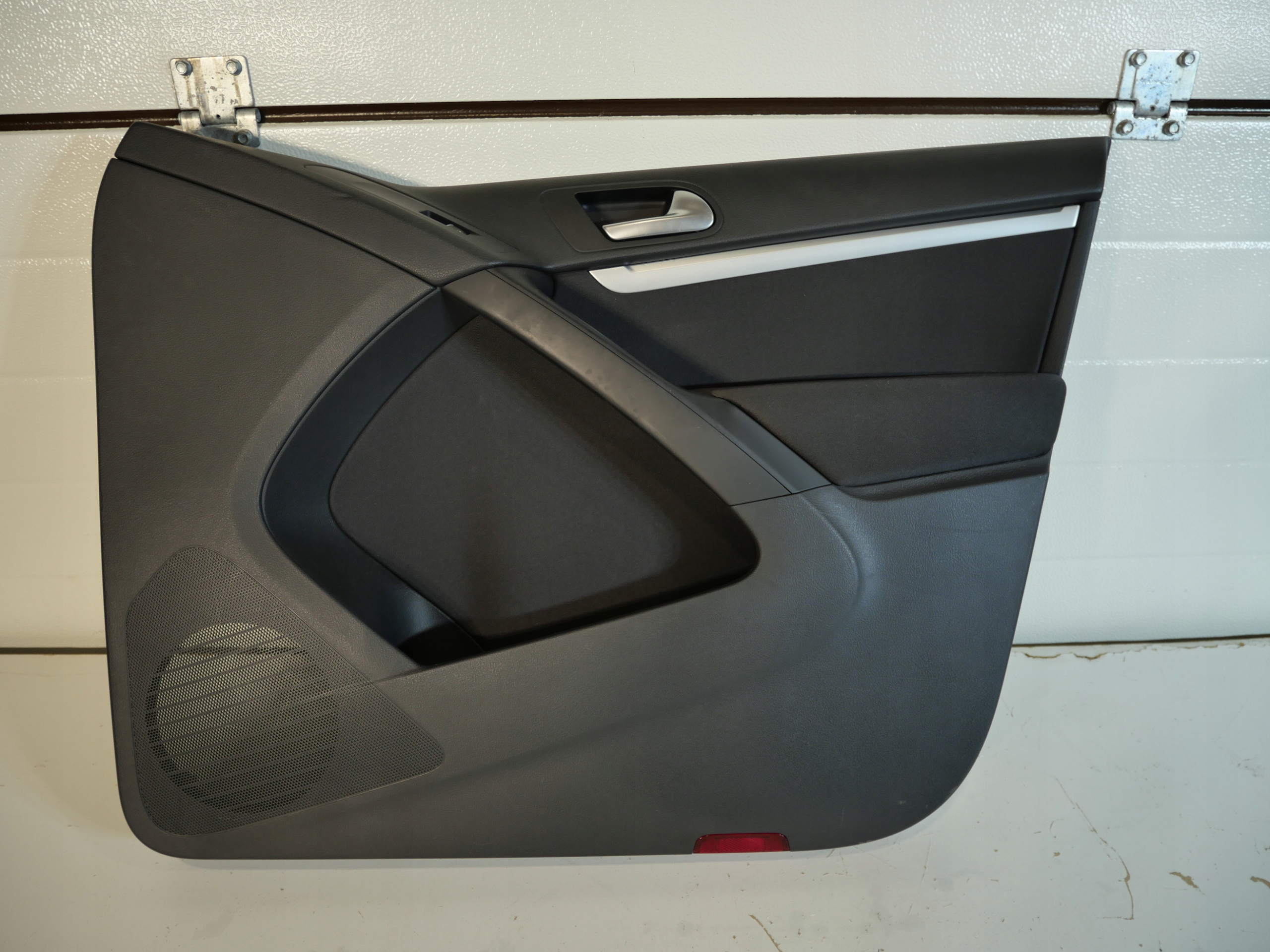 VW TIGUAN upholstery door 5N0867012 right