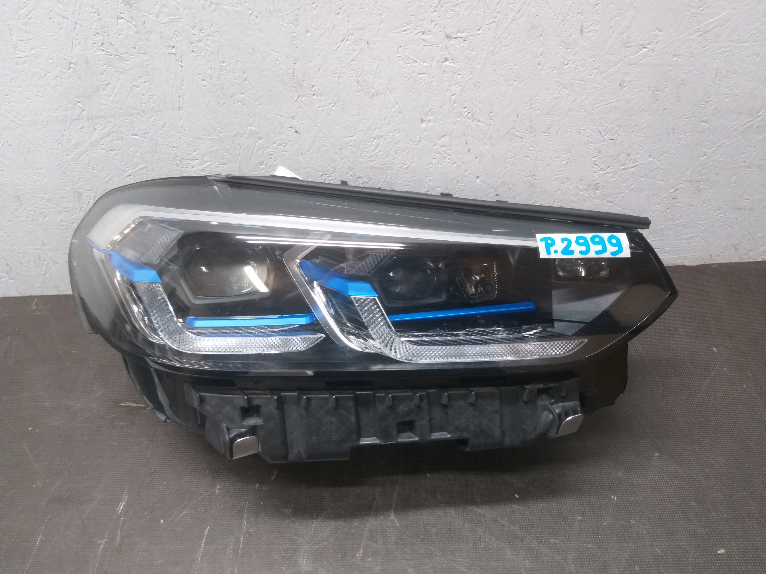 light front right BMW X3 G01 X4 G02 LIFT LASER 5A29218-06-LL