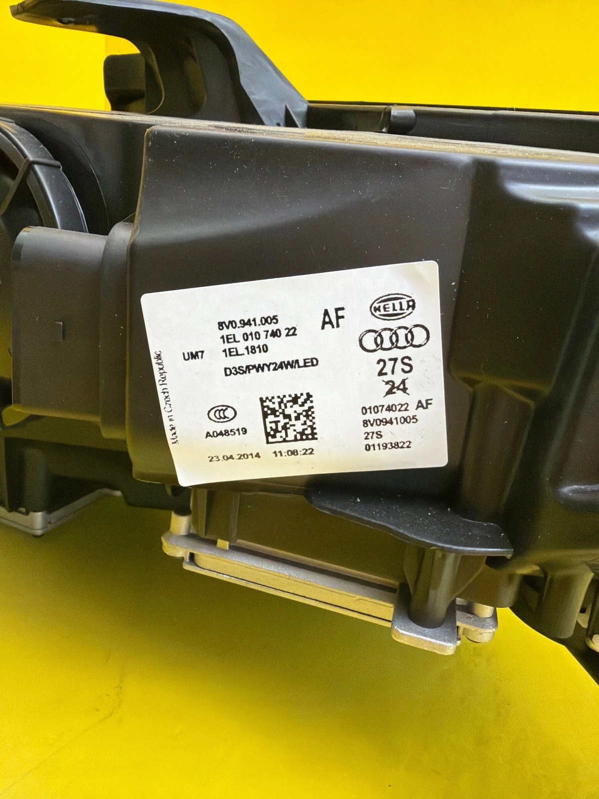 light left Audi A3 8V 12-15 Xenon 8V0941005