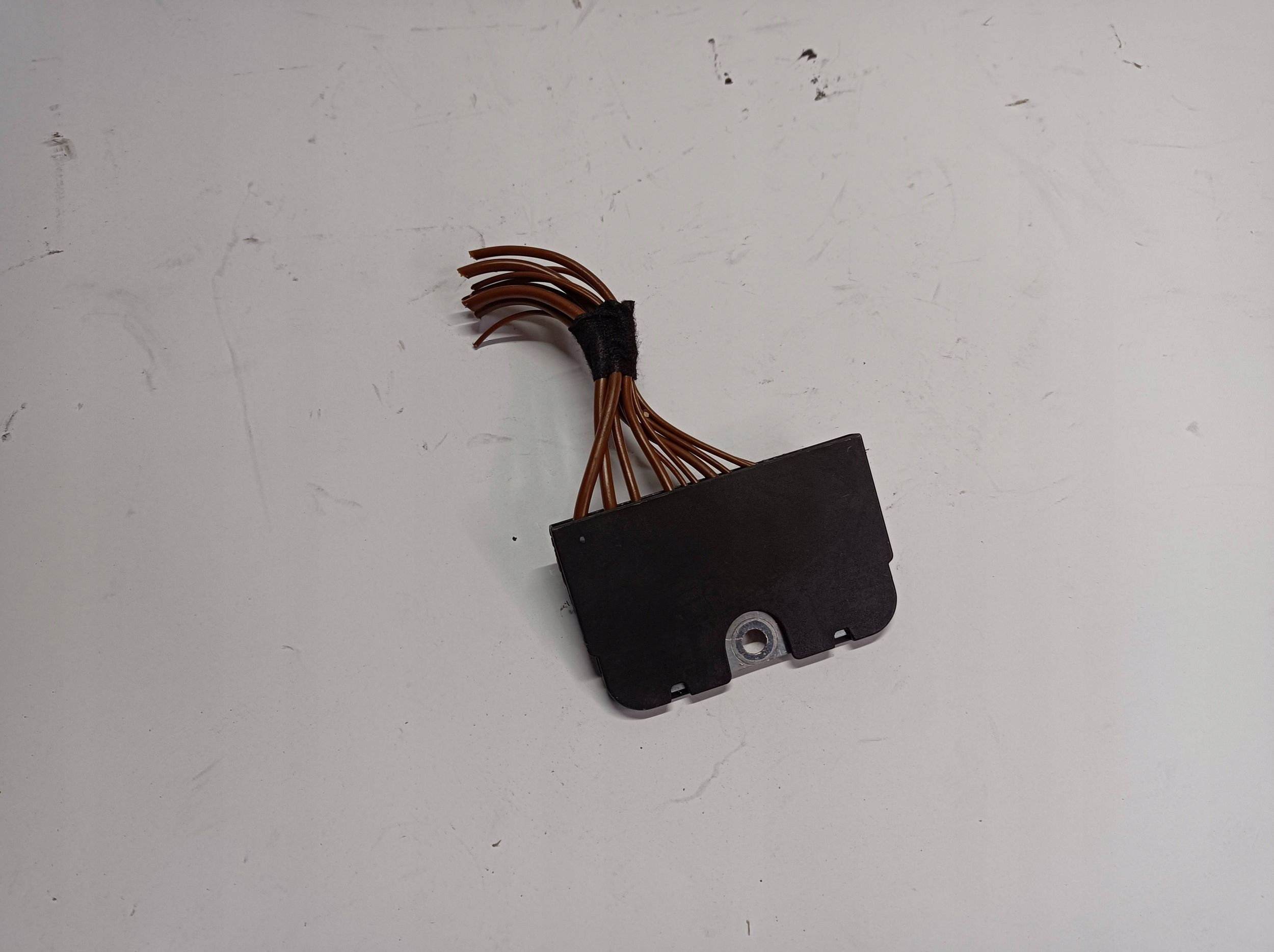 bundle electrical connecting spoiler masowa BMW 3 E90 E91 8364551