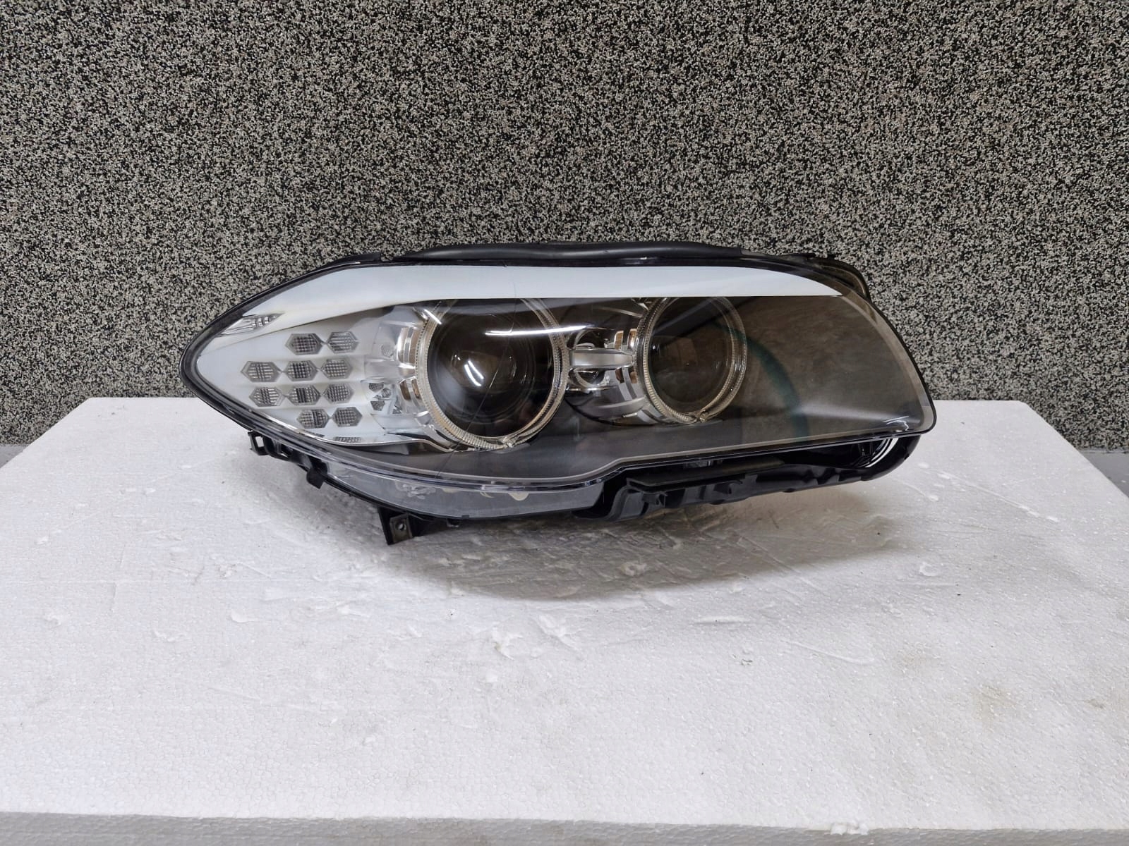 light right BMW 5 F10 F11 Bi-Xenon non-setting